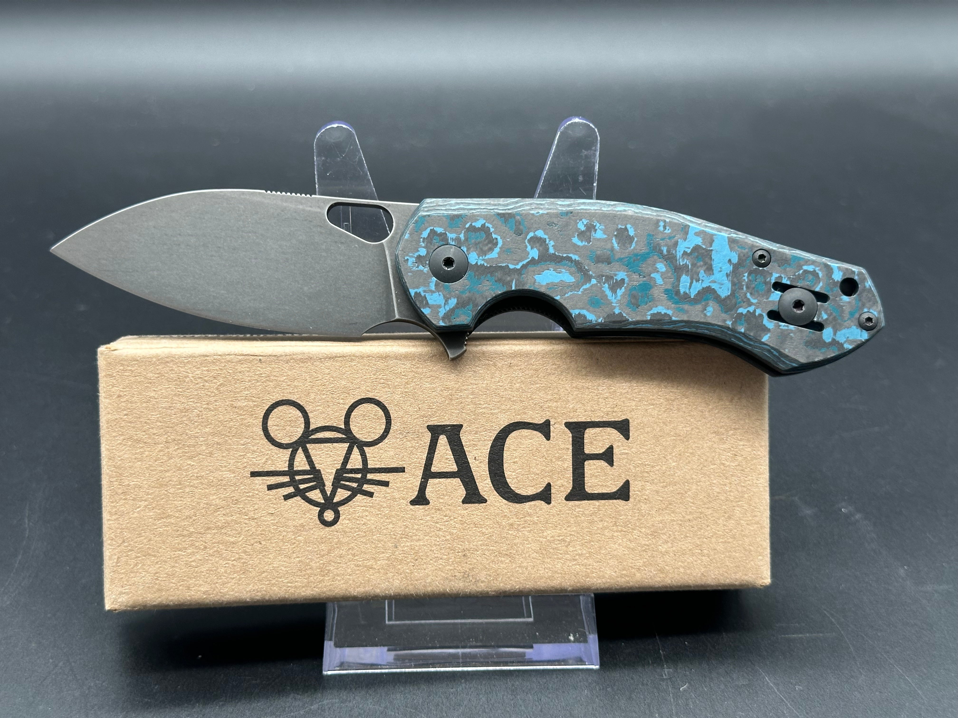 GiantMouse ACE Biblio Ice Folding Knife - Arctic Fat Carbon Handle - SMKW Exclusive - EDC Pocket Knife for Outdoor Camping, Hiking & Everyday Carry