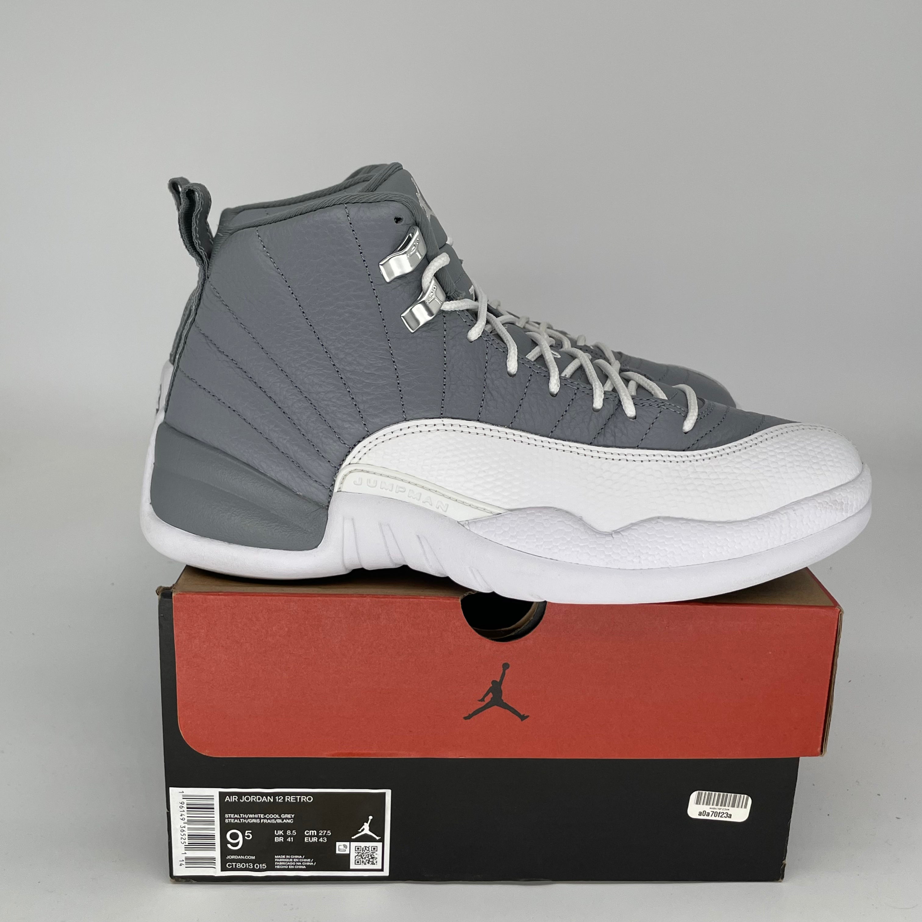 AIR JORDAN 12 STEALTH Men's Basketball Shoes Size 9.5 - Style CT8013 015 | Retro Sneakers for Casual Wear & Street Fashion