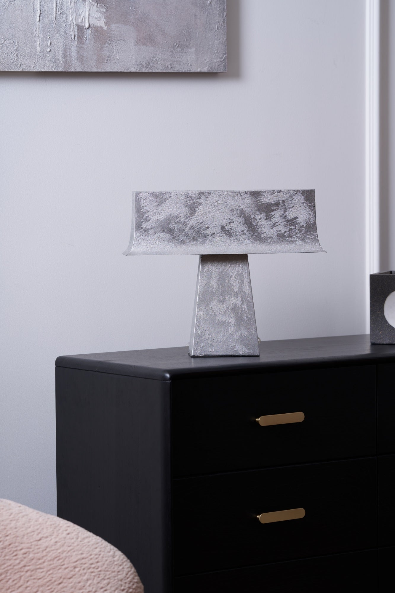Veltan Modern LED Table Lamp with USB Port - Stylish Nightstand & Desk Lighting for Bedroom, Office, and Living Room