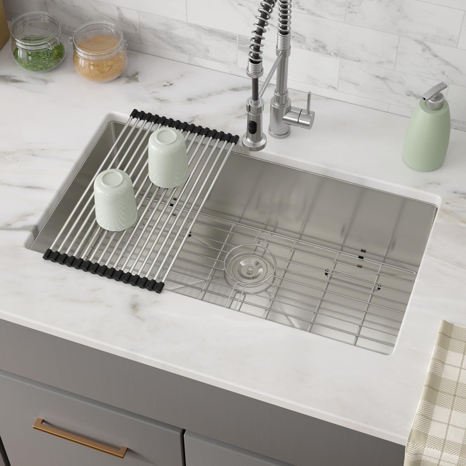 Funmier 32 x 19 Inch Undermount Single Bowl Kitchen Sink, 16 Gauge Stainless Steel with Accessories, Perfect for Modern and Spacious Kitchens