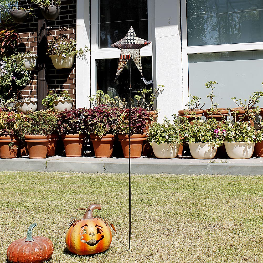Rustic Metal Halloween Star Stake with Bats - Outdoor Yard Decor for Halloween, Fall, and Harvest Season - Perfect for Pathway, Garden, and Porch Decorations