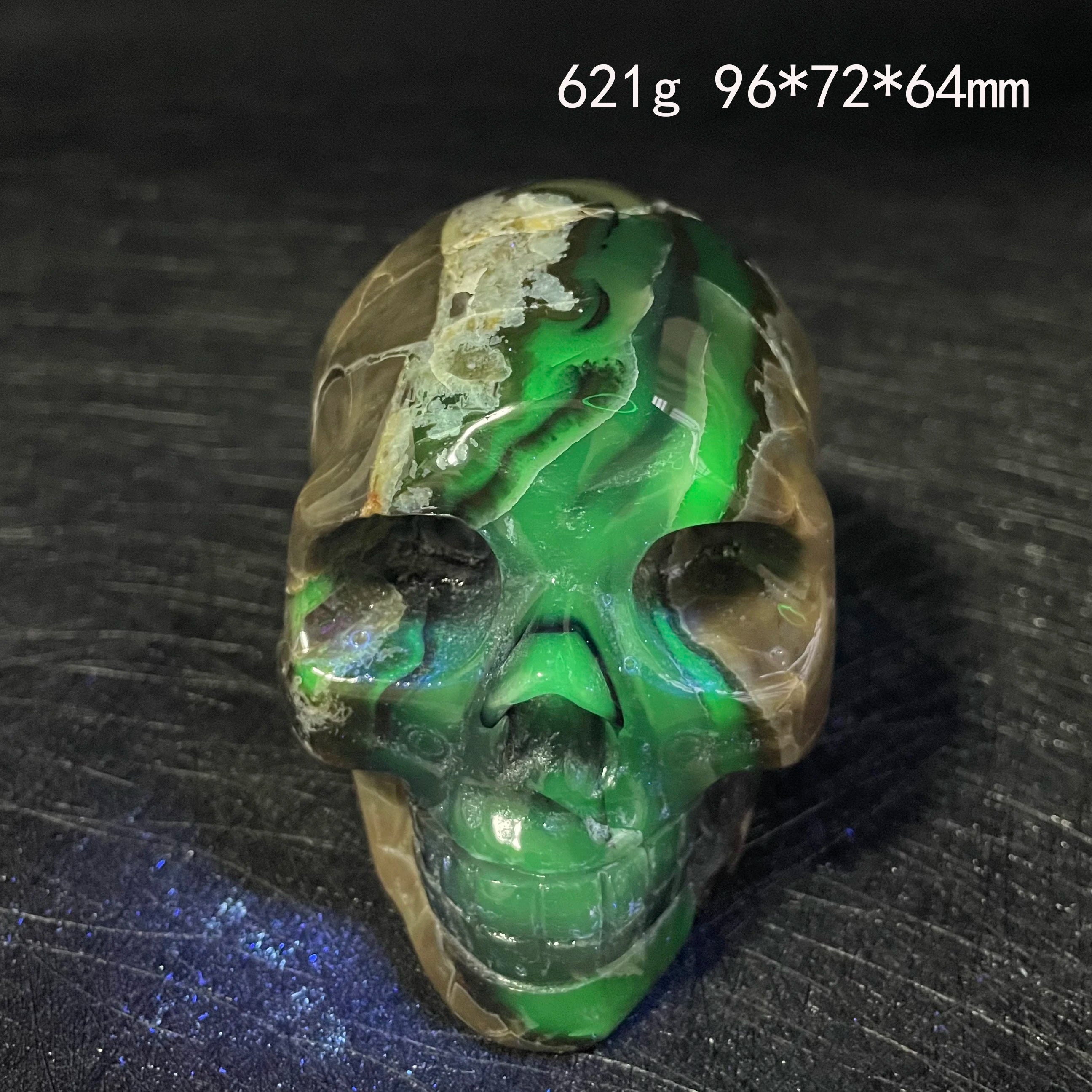 Natural Fluorescent Volcanic Agate Crystal Skull Carving - Polished Quartz Alien Head Stone for Reiki Healing, Meditation & Home Decor (Perfect for Spiritual Gifts, Yoga Spaces & Gothic Collections)