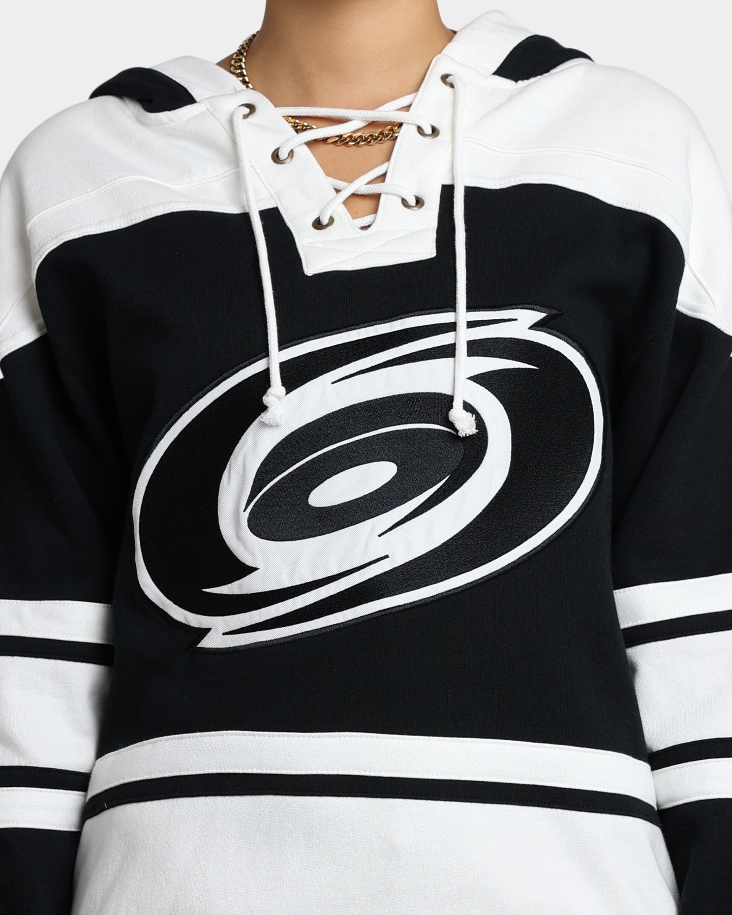 47 Brand Carolina Hurricanes Superior Lacer Hoodie - Men's NHL Pullover Sweatshirt with Premium Stitching (Jet Black) - Perfect for Game Day, Tailgating & Casual Winter Wear
