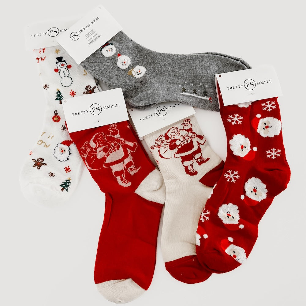 Festive Holiday Christmas Socks for Women & Men - Cozy Knit Xmas Stockings for Gifts, Parties & Family Gatherings - Perfect for Stocking Stuffers & Winter Celebrations