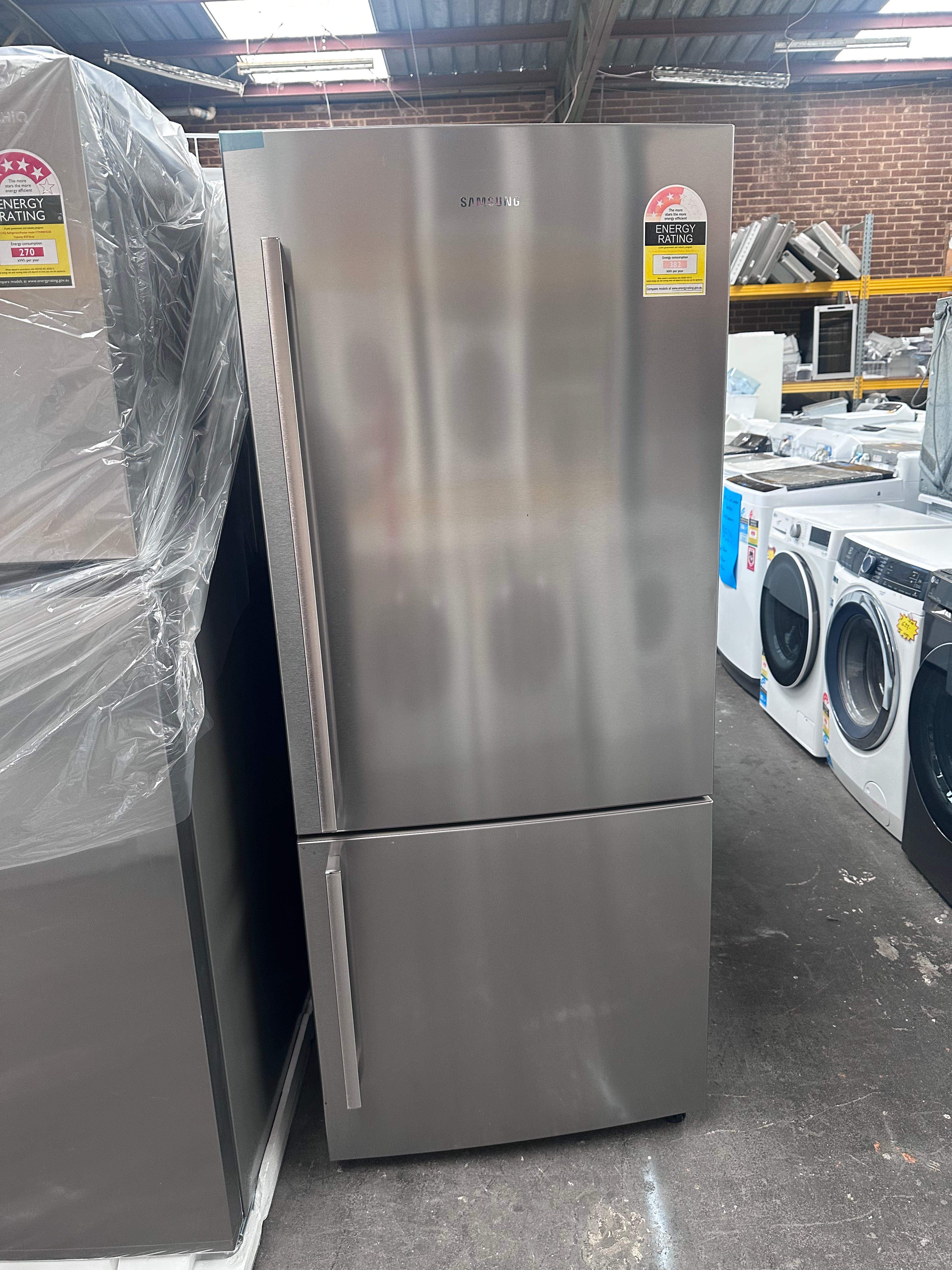 Samsung 450L Bottom Mount Refrigerator - Energy Efficient, Spacious Design | Perfect for Kitchens, Offices & Small Businesses | Factory Second