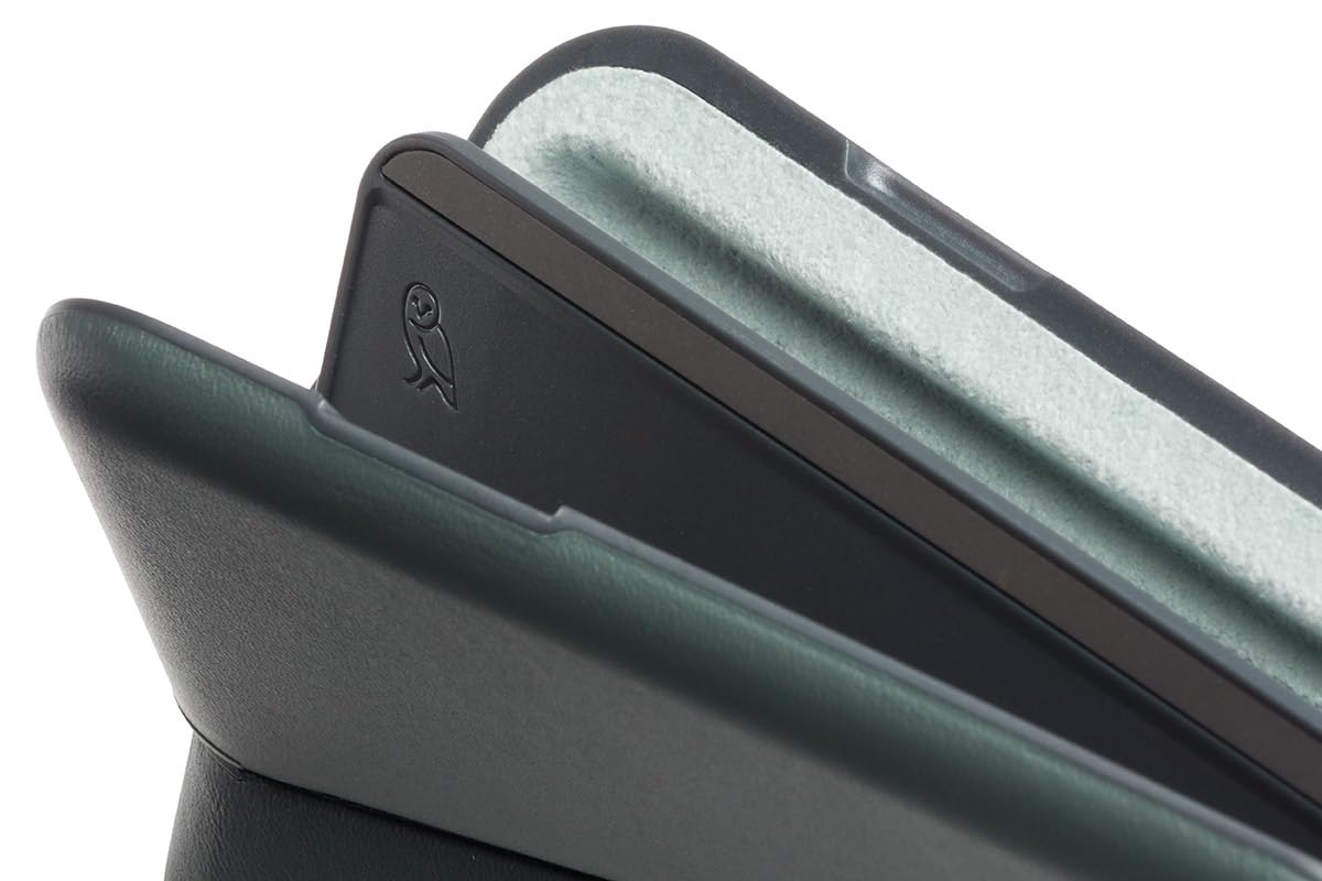 Bellroy Flip Case Second Edition - Slim RFID Blocking Card Holder & Hardshell Wallet (Everglade Green) - Perfect for Travel, Everyday Carry & Minimalist Lifestyle