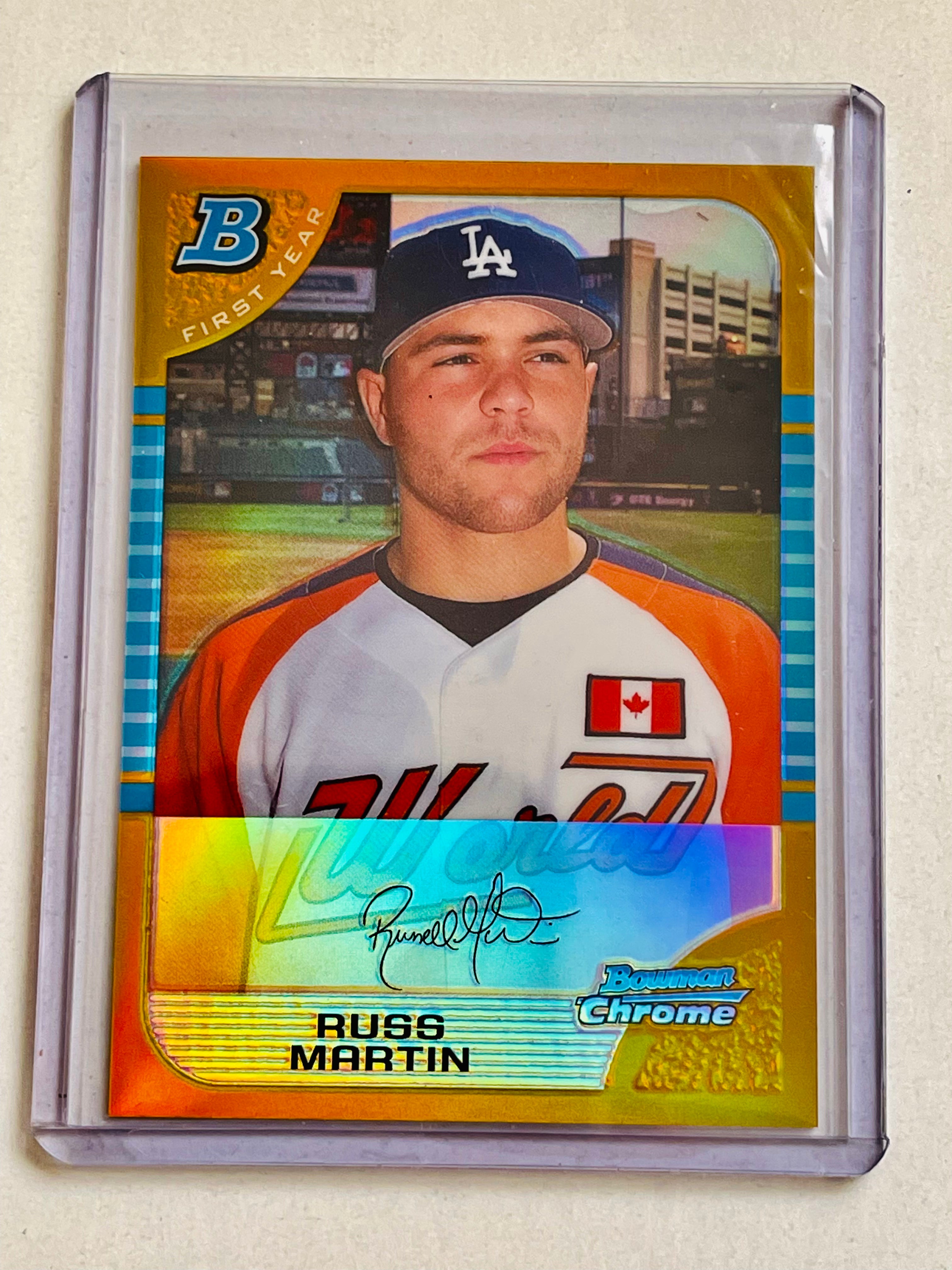 2005 Bowman Chrome Russell Martin Blue Jays Rookie Refractor Baseball Card - Perfect for Collectors, Sports Memorabilia & Investment