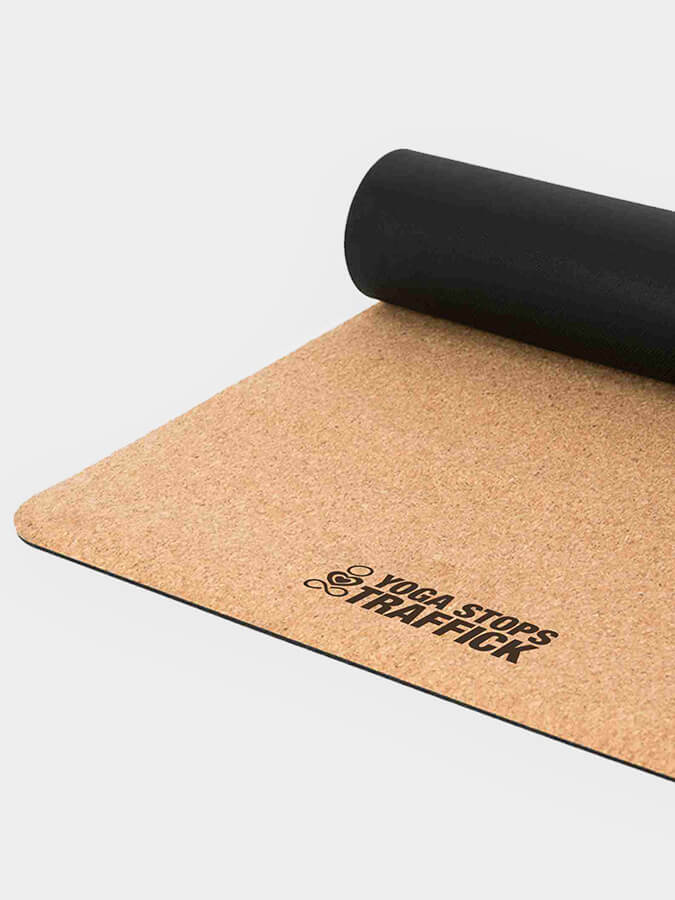 Eco-Friendly Cork Yoga Mat 4mm Non-Slip for Hot Yoga & Pilates - Perfect for Home, Studio & Travel Use