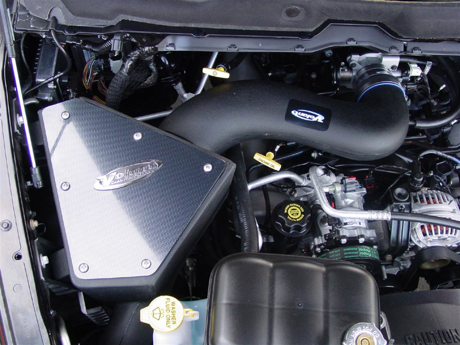 Volant 168476 PowerCore Cool Air Intake System - High Performance Cold Air Intake Kit for Improved Engine Efficiency & Horsepower - Perfect for Off-Roading, Racing & Daily Driving