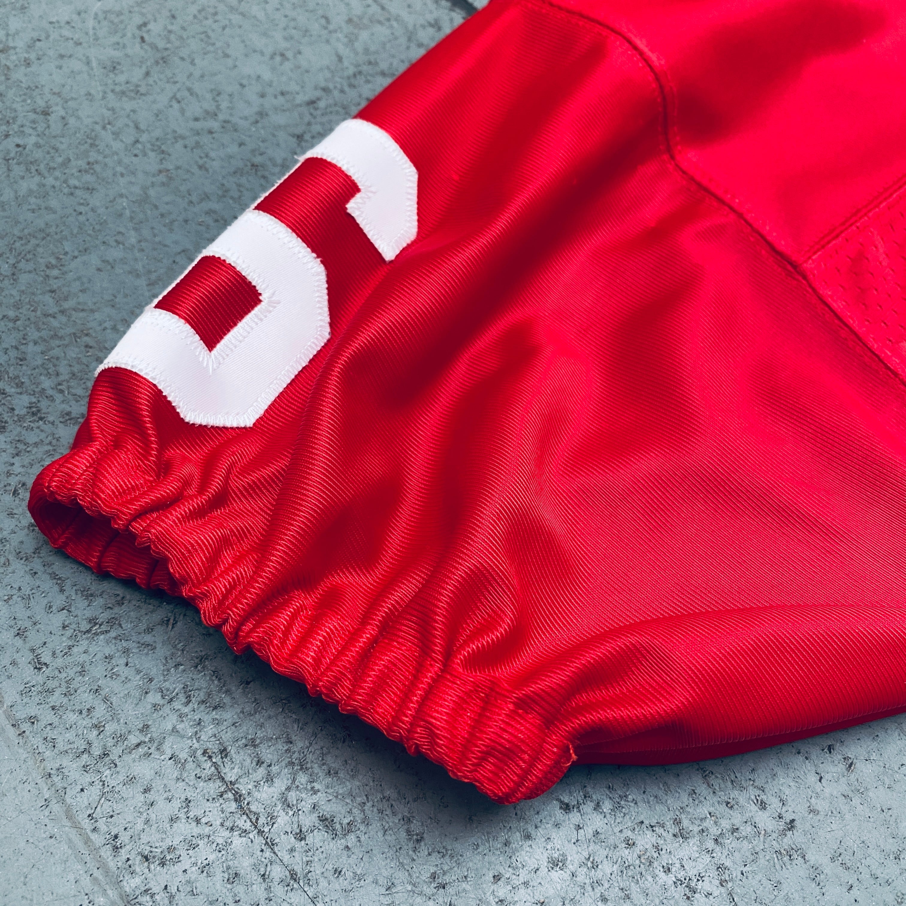 Authentic Joe Montana 1990 Throwback Jersey - Stitched San Francisco 49ers NFL Football Jersey (Size L) - Perfect for Game Day, Collecting & Fan Gifts
