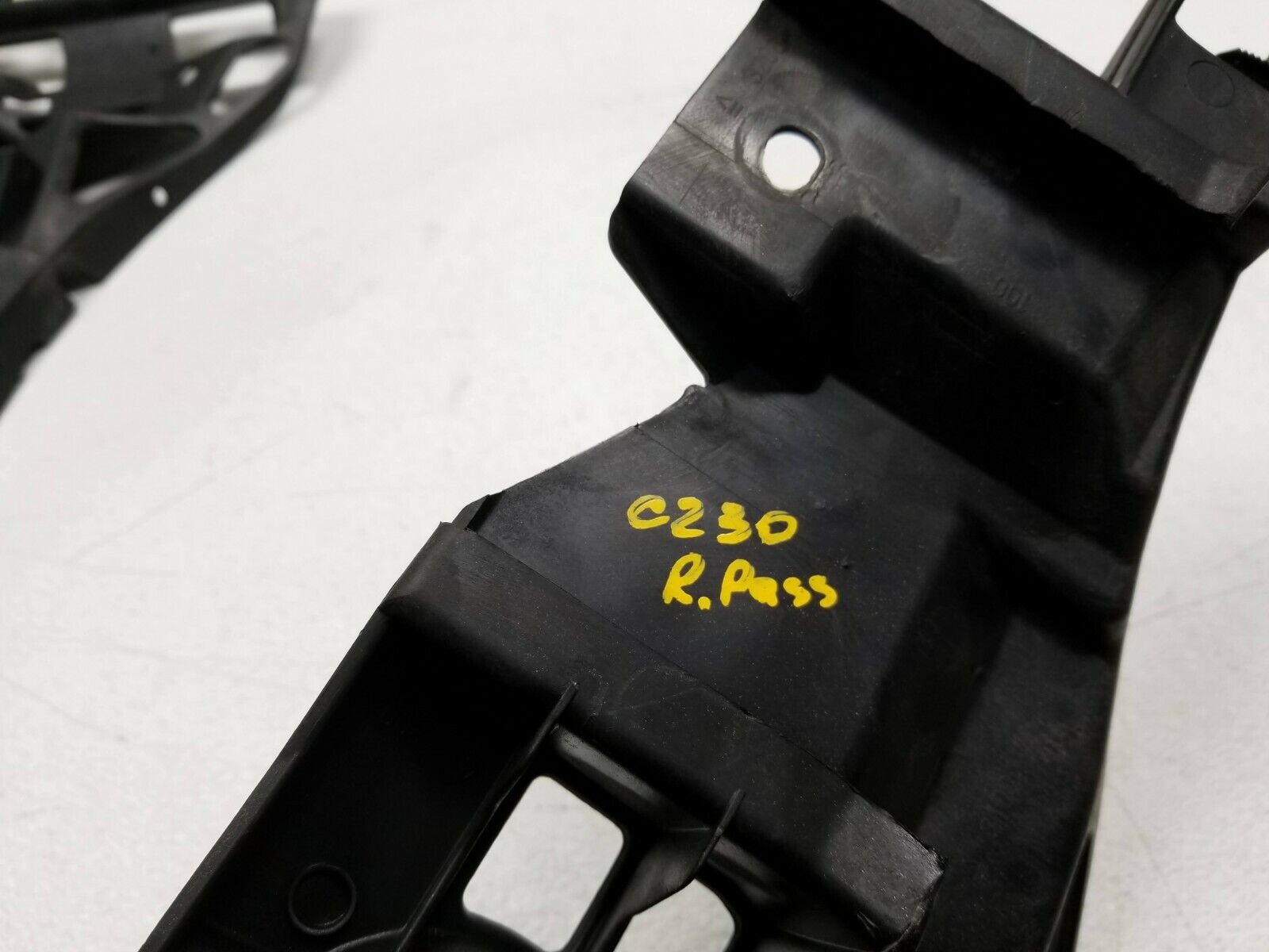 Original OEM Rear Bumper Guide Bracket for 2002-2006 Mercedes Benz W203 C230 Coupe - 2-Piece Set - Perfect for Replacement & Car Restoration Projects