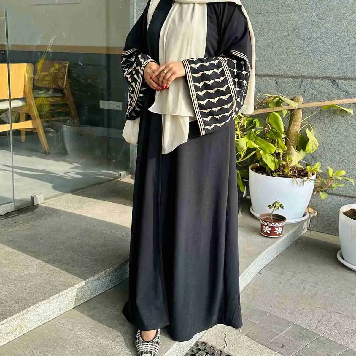 Elegant Muslim Women's Open Abaya Dress with Embroidery Sleeves - Modest Islamic Clothing for Prayer, Eid & Special Occasions