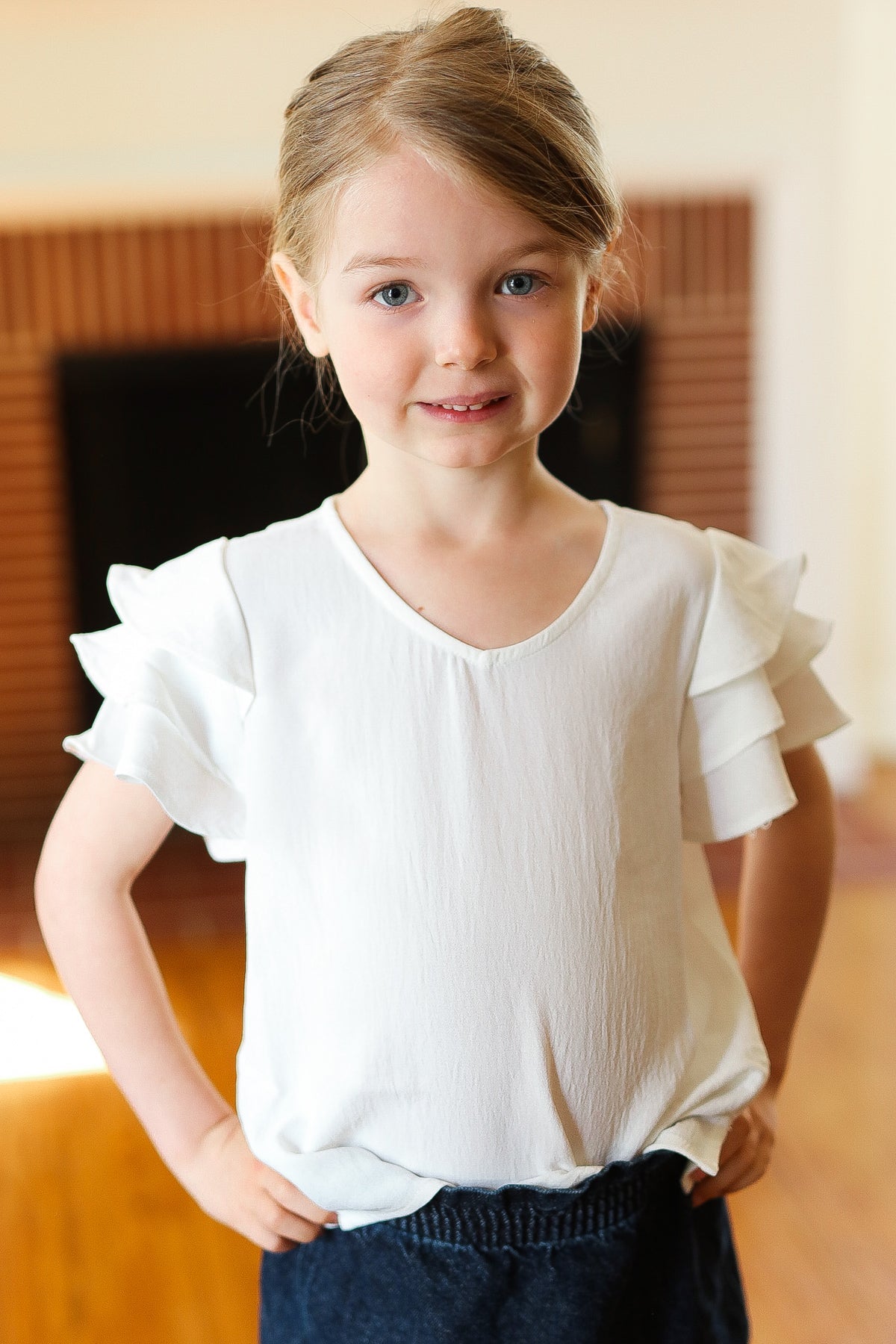 Stylish V Neck Ruffle Sleeve Linen Feel Top for Women - Perfect for Summer Outfits, Date Nights & Casual Wear