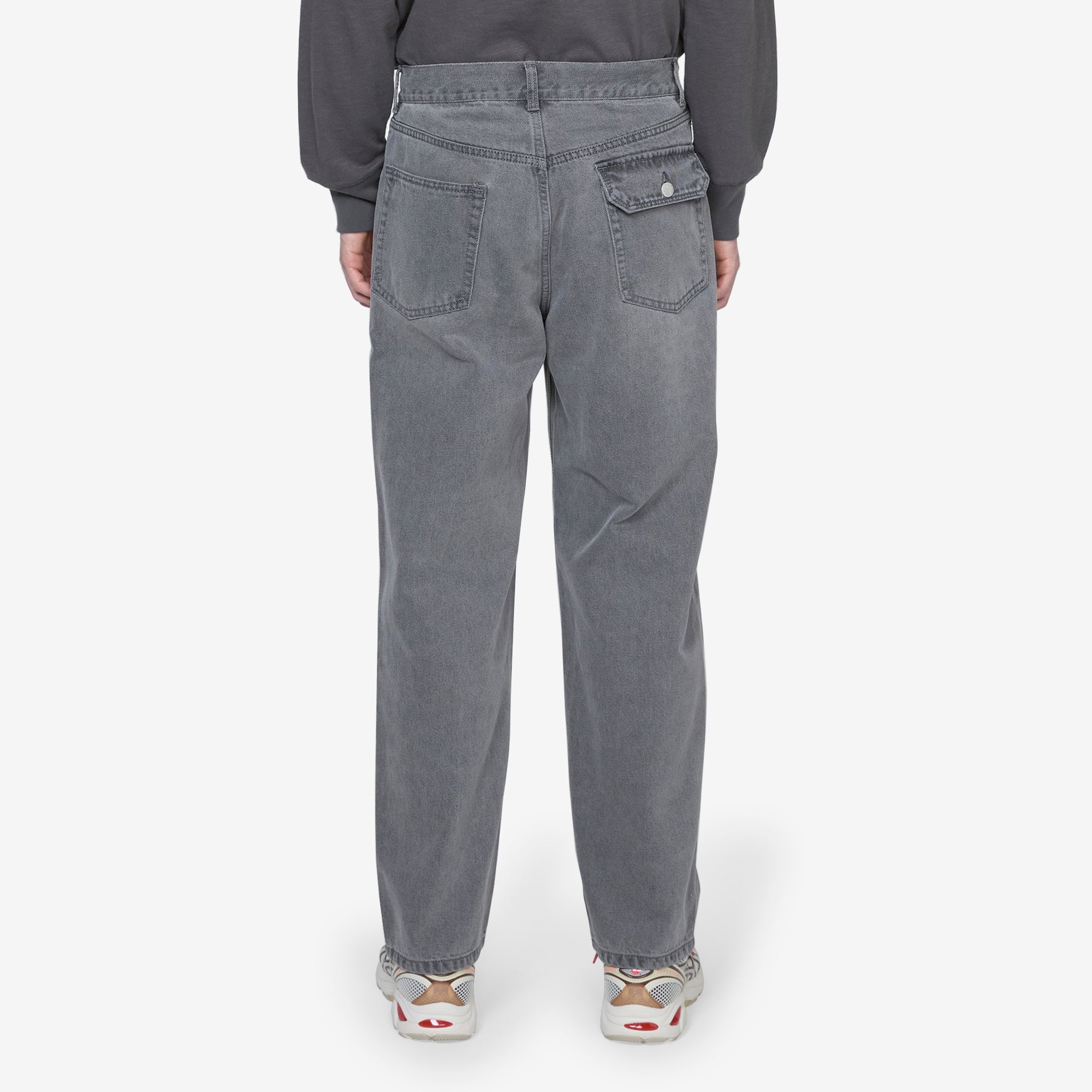 Pin Tuck Loose Fit Denim Pants Washed Grey - Women's High Waist Comfortable Casual Jeans for Everyday Wear & Street Style