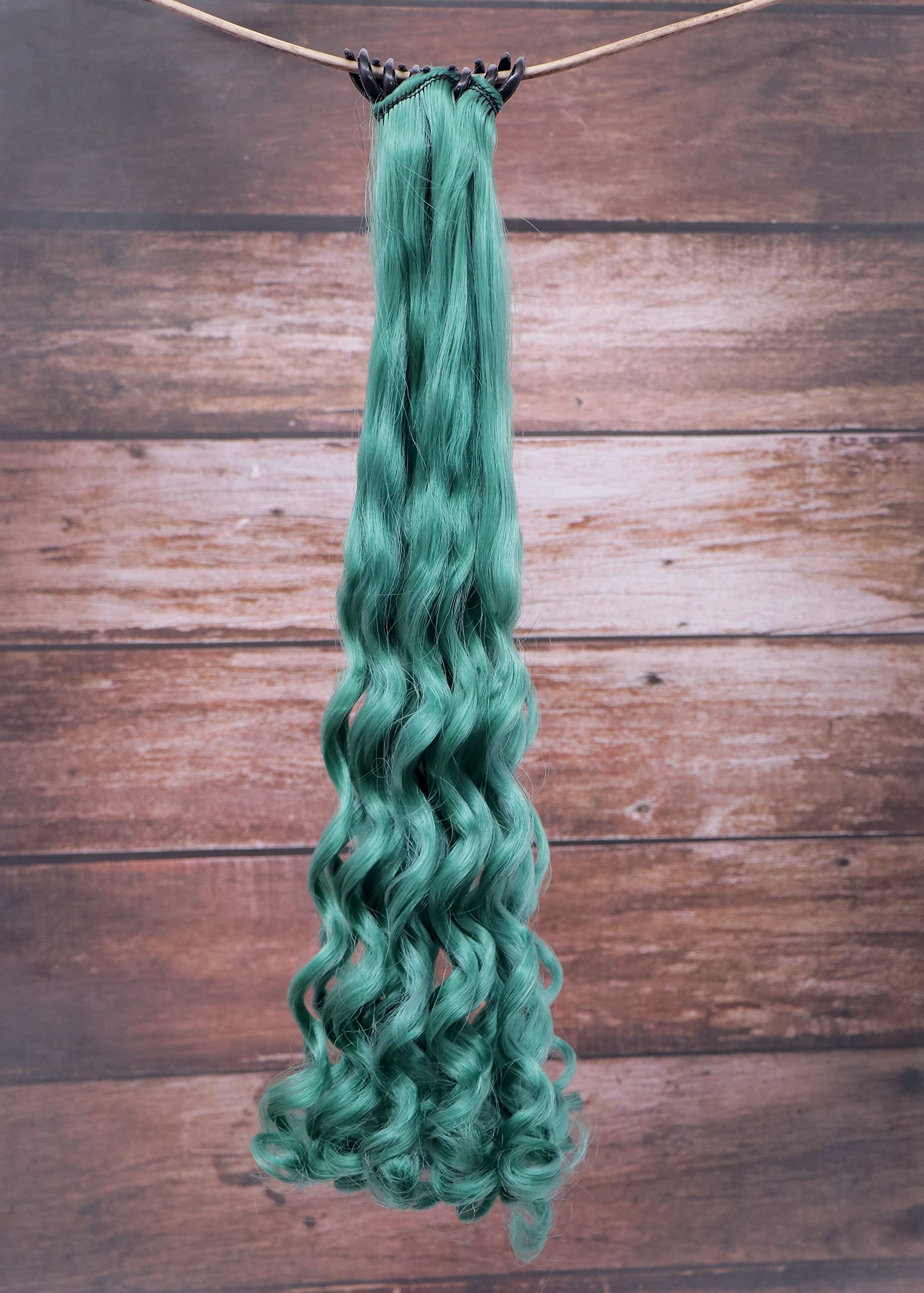 Shivarth Clutcher Hair Extension - 18 Inch Synthetic Curly/Wavy Wig for Women & Girls in Green | Perfect for Cosplay, Halloween, Parties & Daily Fashion Styling