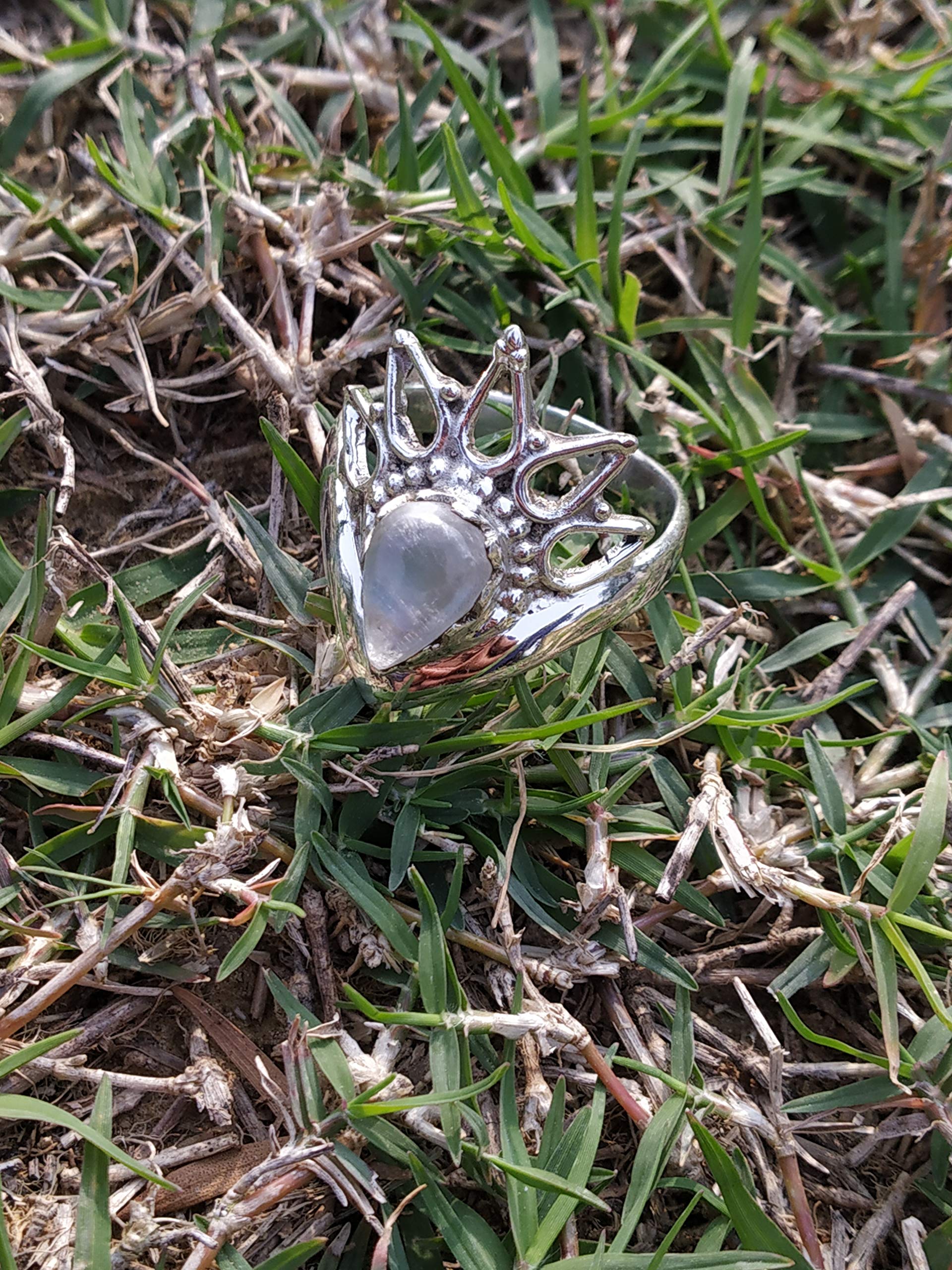 Rainbow Moonstone Silver Ring - Vintage Handmade Jewelry for Women | Genuine Stone Solitaire Ring | Boho Engagement Gift, Bridal Gift, Statement Ring | Perfect for Weddings, Anniversaries & Special Occasions
