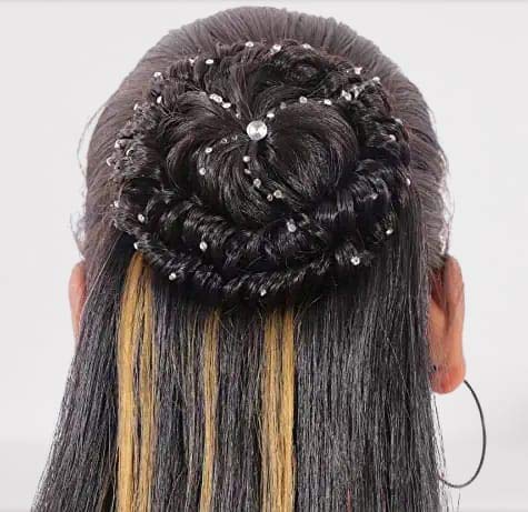 GAURI UMA Golden Highlight Curly Hair Extensions with Juda - Black Color for Women | Perfect for Parties, Weddings & Special Occasions