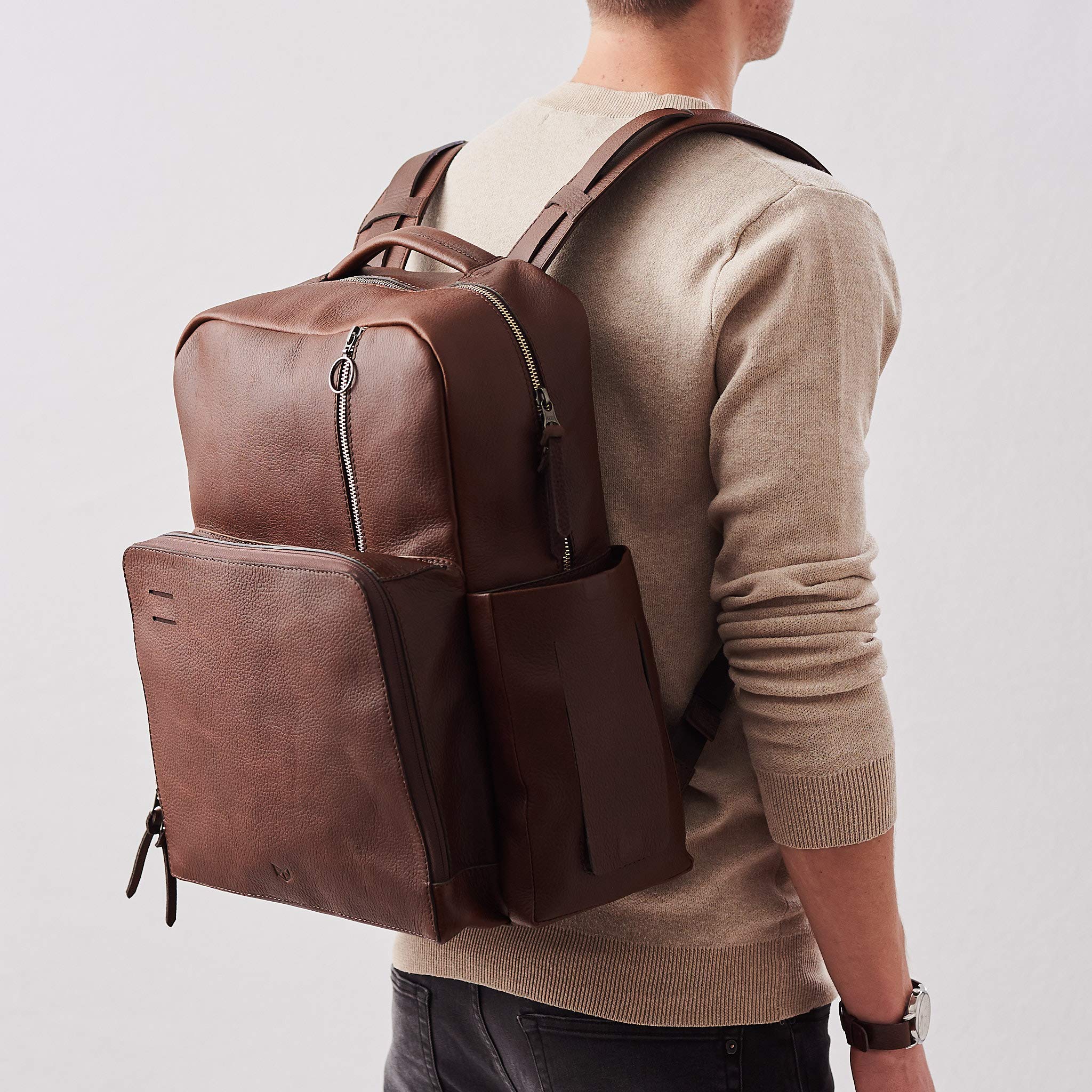 **Brown Leather Diaper Bag Backpack – Waterproof & Easy to Clean, Multi-Functional Baby Bag with Changing Pad – Perfect Baby Shower Gift for Moms & Dads – Ideal for Travel, Daycare & Everyday Use**