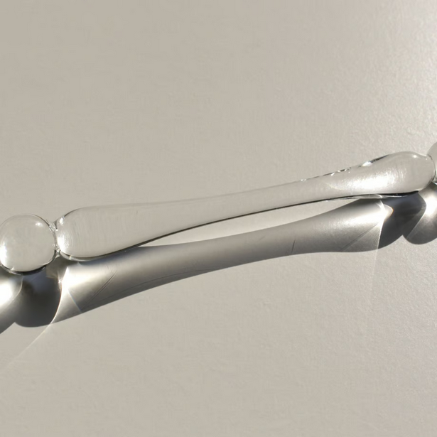 Japanese Glass Dip Pen - Crown & Clear Design, Perfect Calligraphy & Writing Tool for Artists, Writers & Journalists - Ideal for Hand Lettering, Sketching & Creative Gifts