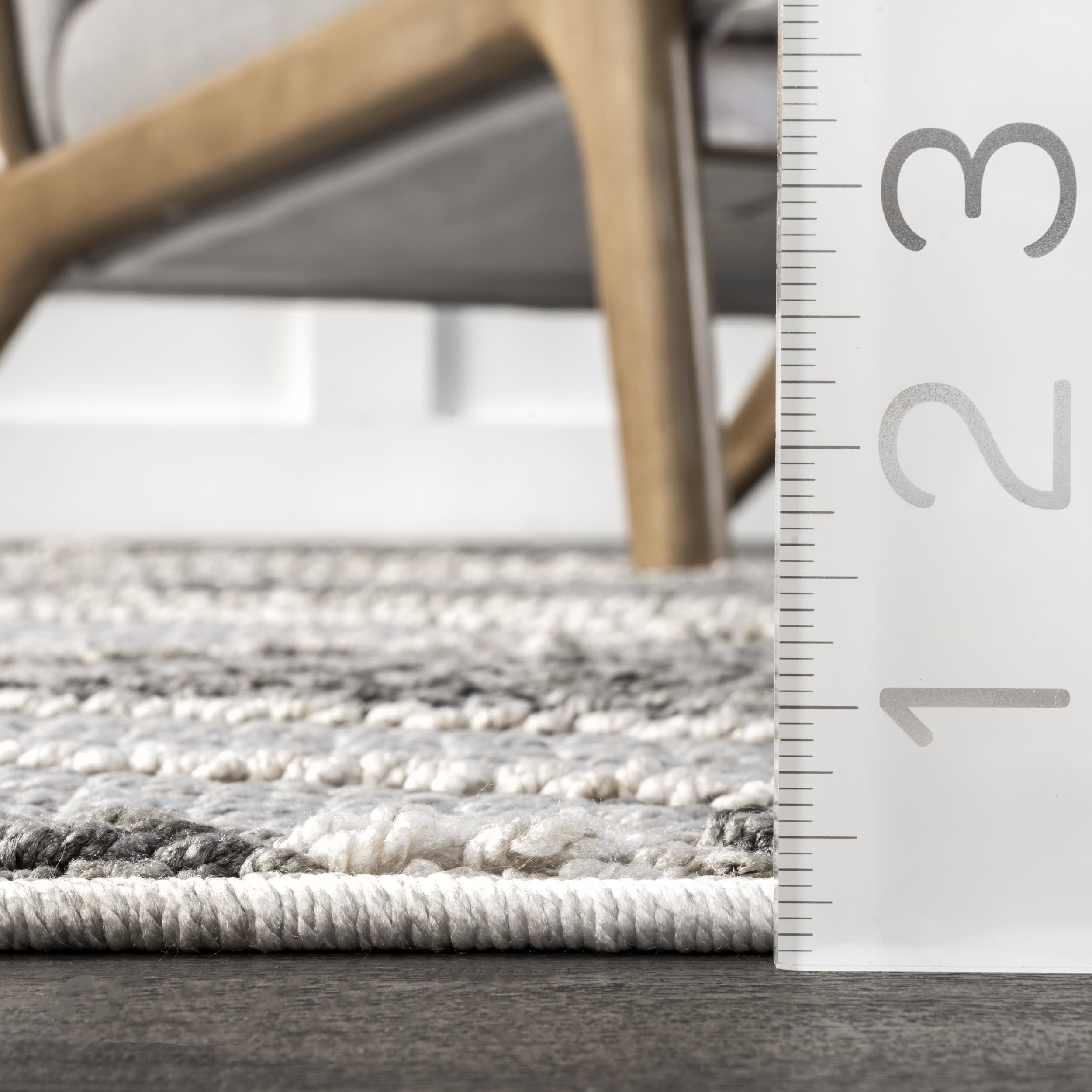 Aurelia Raised Diamond Pattern Area Rug - Soft Plush Light Grey Carpet for Living Room, Bedroom & Nursery - Home Decor & Floor Comfort