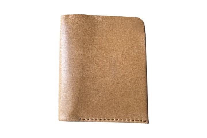 One Piece Wallet for Men - Slim Minimalist RFID Blocking Leather Bifold Wallet - Pale Tan - Perfect for Travel, Business & Everyday Use