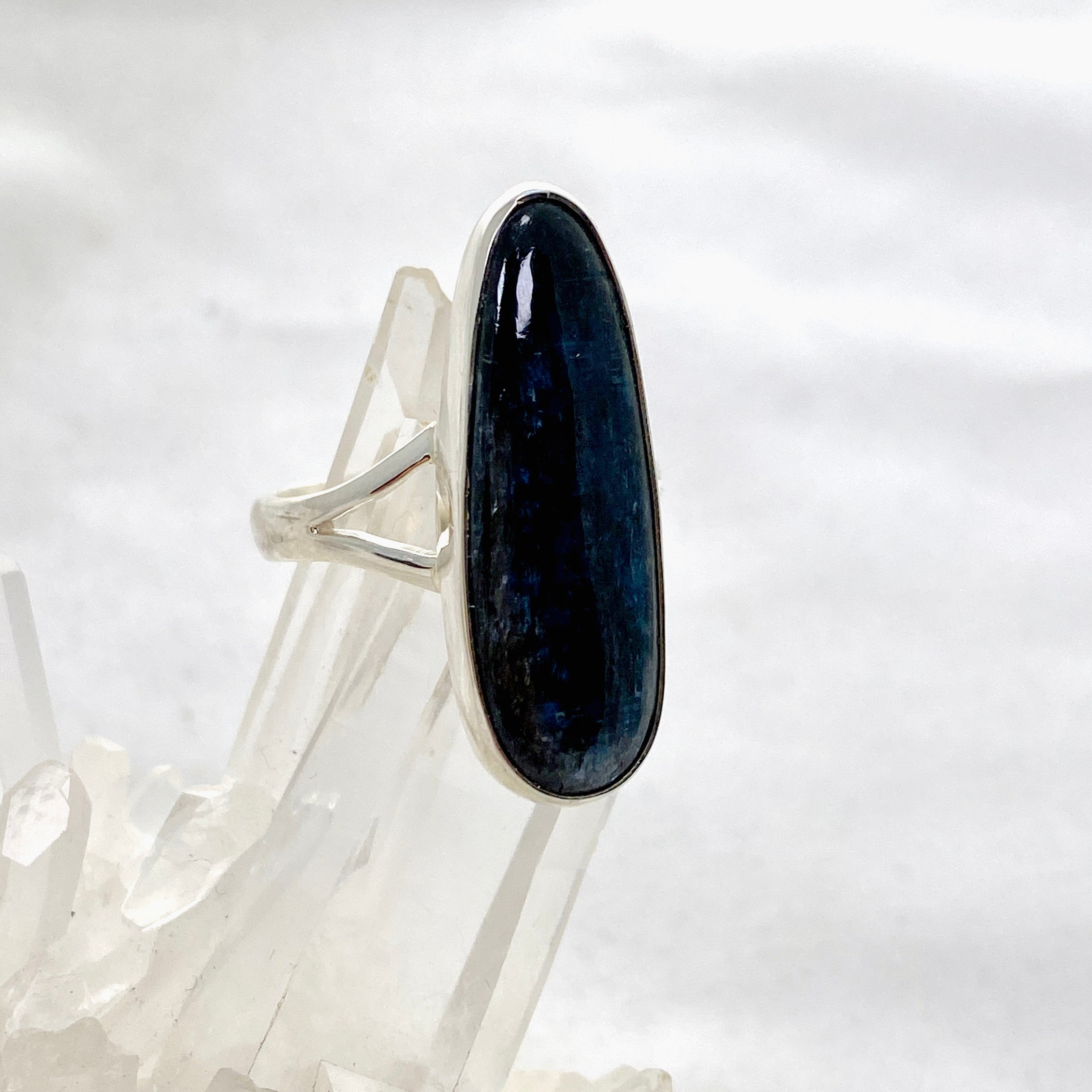 Blue Kyanite Teardrop Cabochon Split Band Ring - Size 9.5 - KRGJ3282 - Perfect for Boho Jewelry & Spiritual Healing Gifts