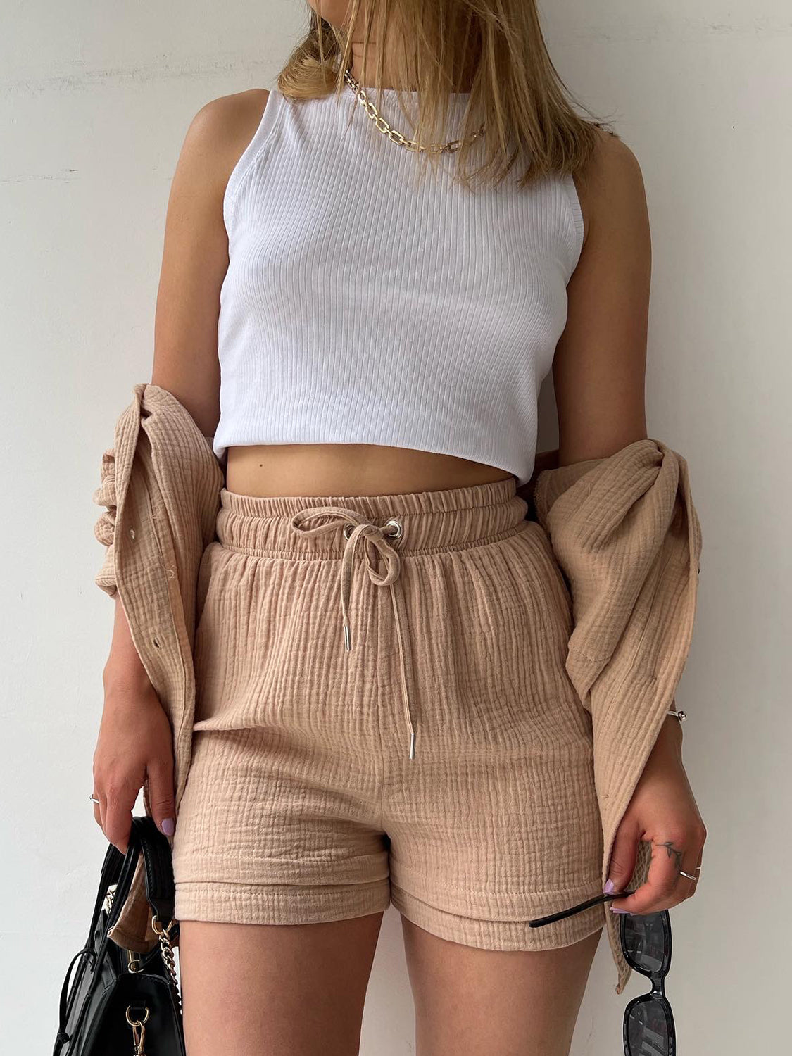Stylish Texture Button Up Shirt & Drawstring Shorts Set for Men - Casual Summer Outfit for Beach, Travel and Streetwear Fashion