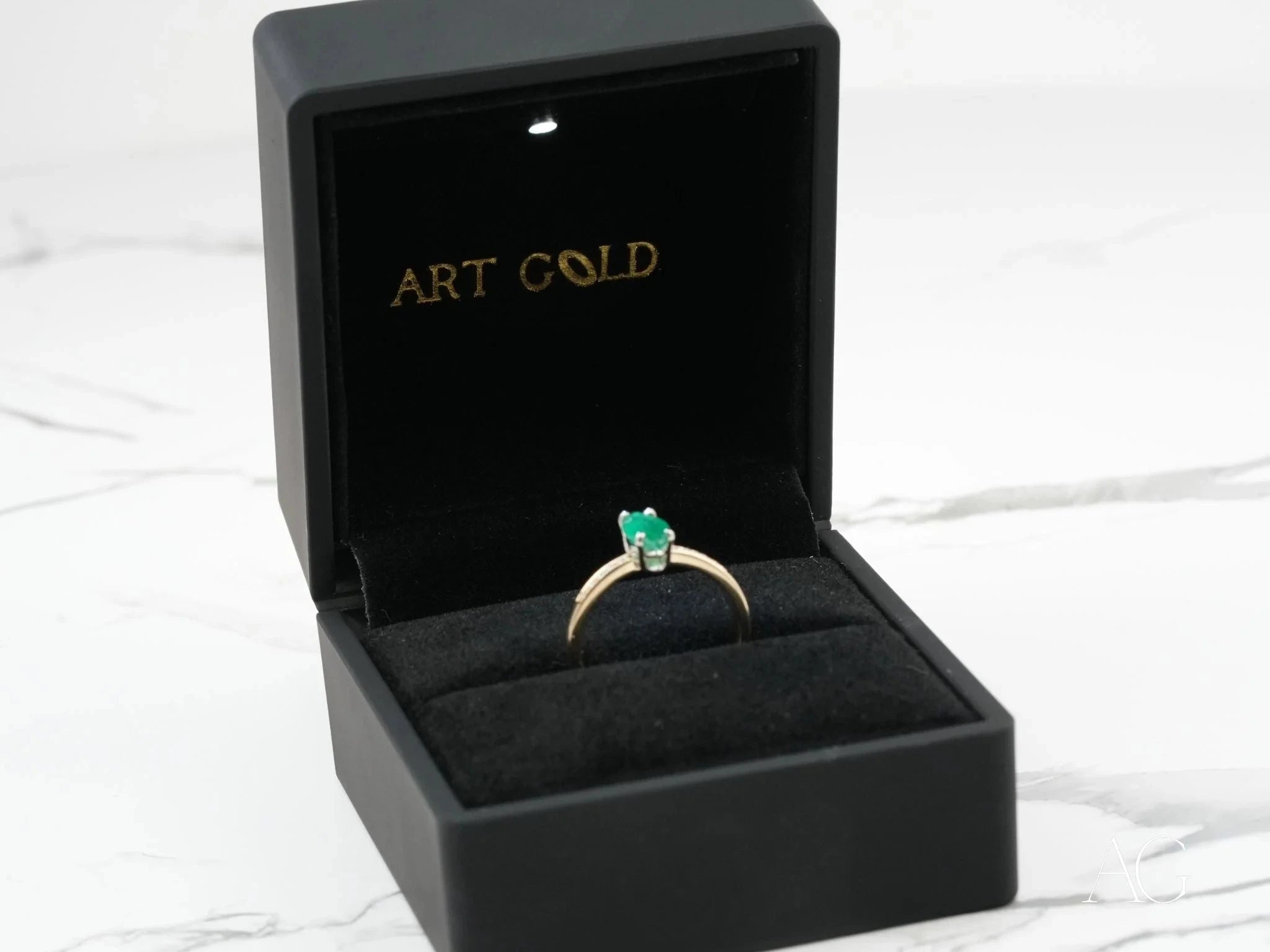 Royal Radiance Ring: 18k Gold Emerald & Diamond Ring for Women – Elegant Jewelry Gift for Engagement, Anniversary & Special Occasions