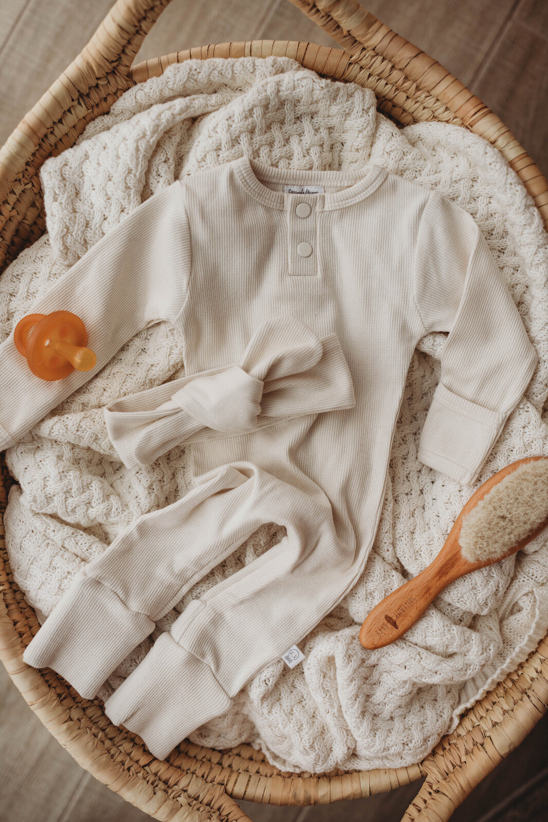 Organic Baby Ribbed Growsuit - Snuggle Hunny Soft Cotton Bodysuit for Newborns & Infants | Perfect for Playtime, Naptime & Everyday Comfort