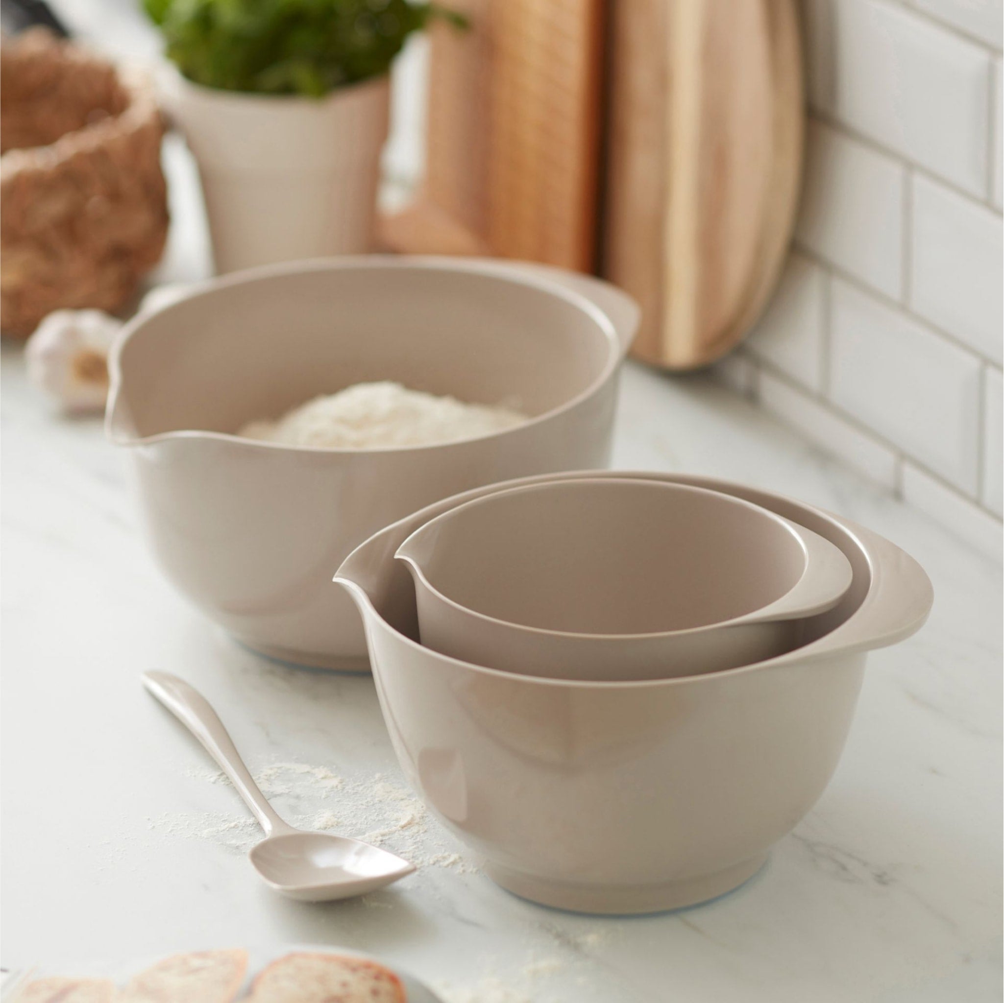 ROSTI Margrethe 2L Serving Bowl for Hummus, Dips & Salads – Perfect for Entertaining, Parties & Family Gatherings
