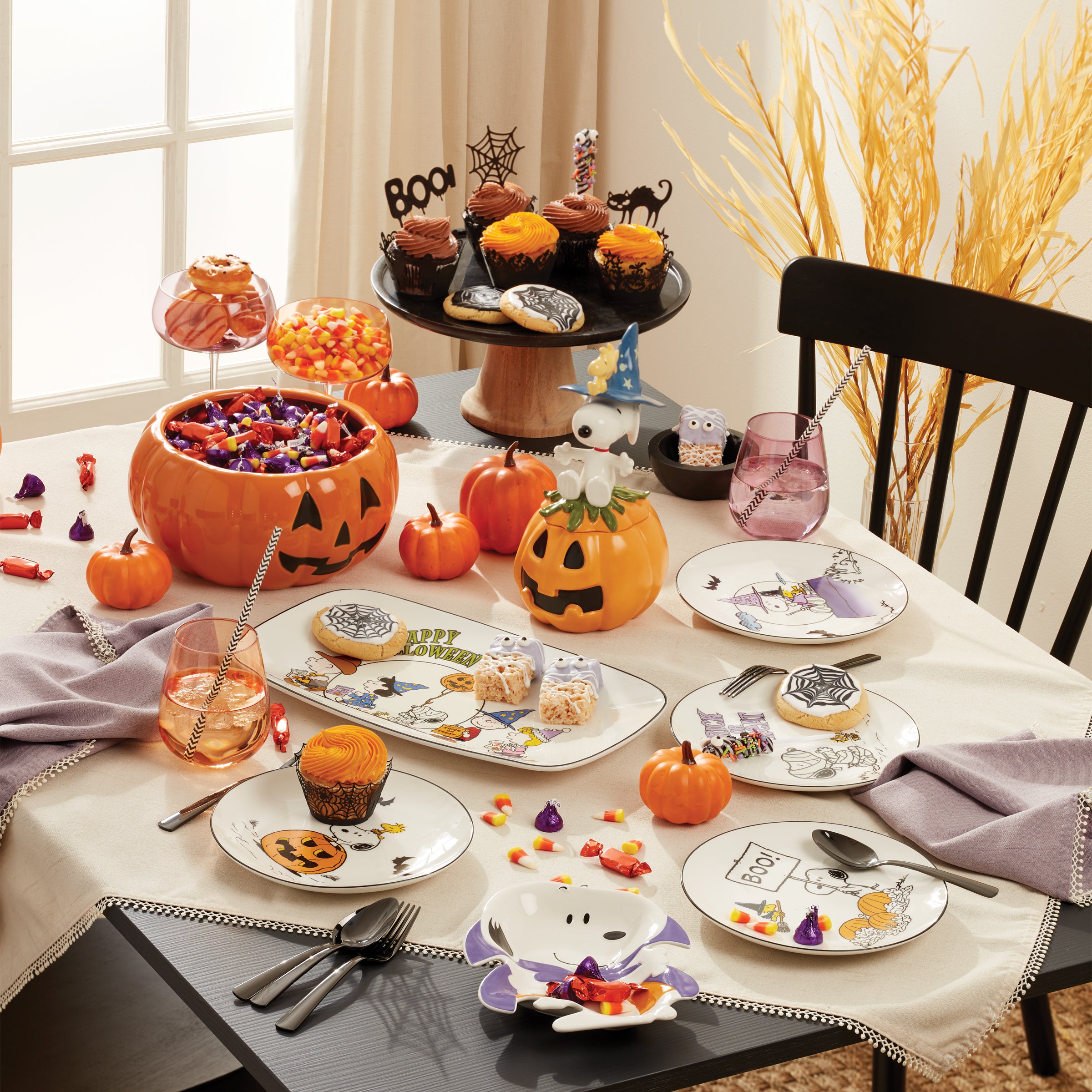 Halloween Pumpkin-Shaped Treat Dish - Cute Candy Bowl for Parties, Home Decor & Holiday Serving | Perfect for Trick-or-Treat, Thanksgiving & Fall Decorations