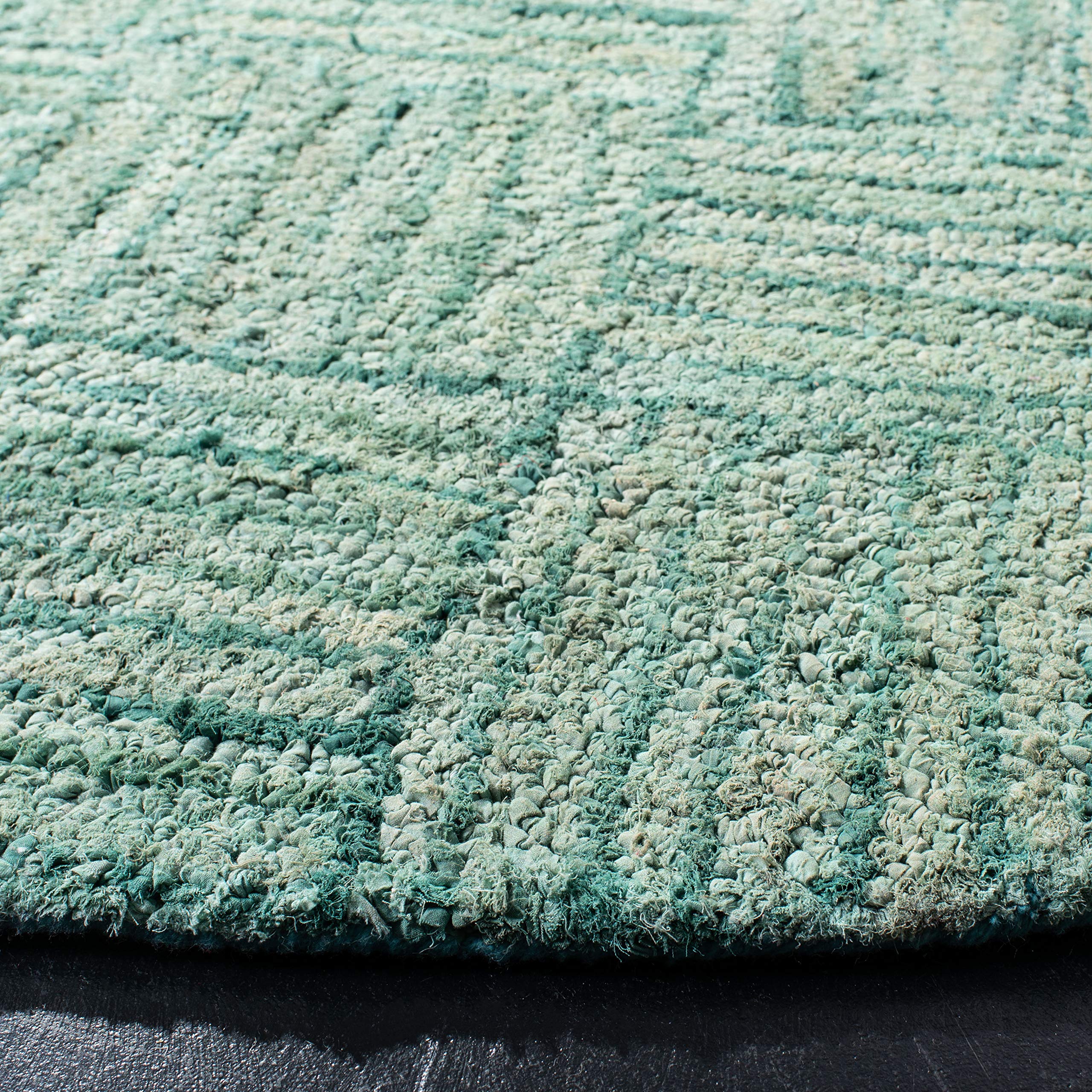 SAFAVIEH Nantucket Collection 8' Round Green/Multi Handmade Cotton Area Rug - Perfect for Living Room, Bedroom & Home Decor