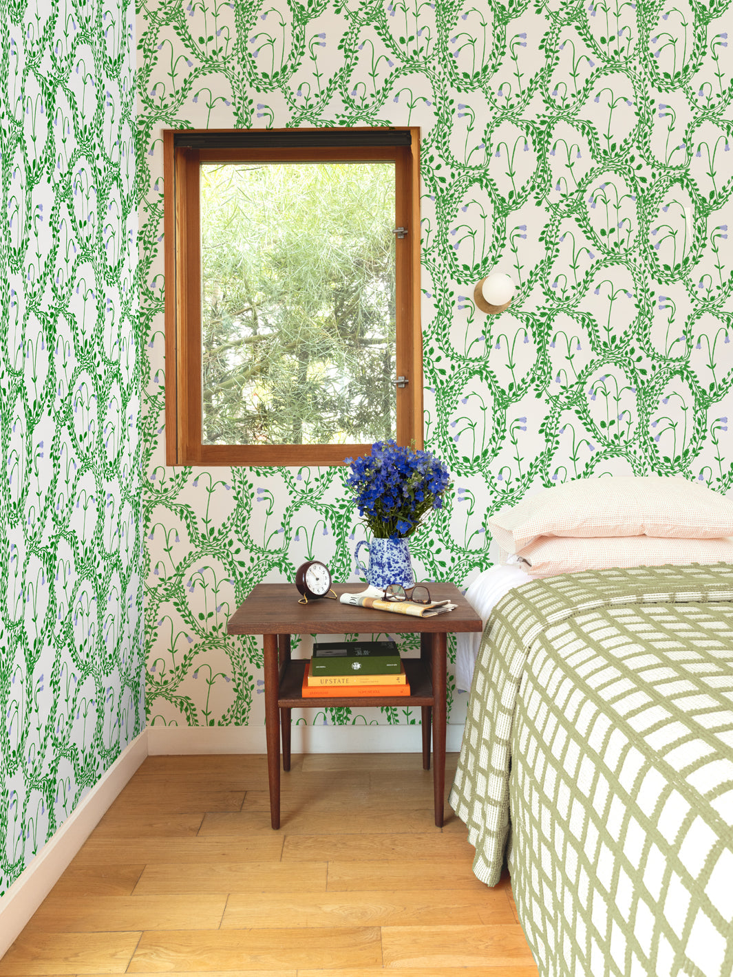 Linnea Floral Wallpaper by Sarah Jessica Parker in Lilac - Perfect for Bedroom, Living Room & Home Decor