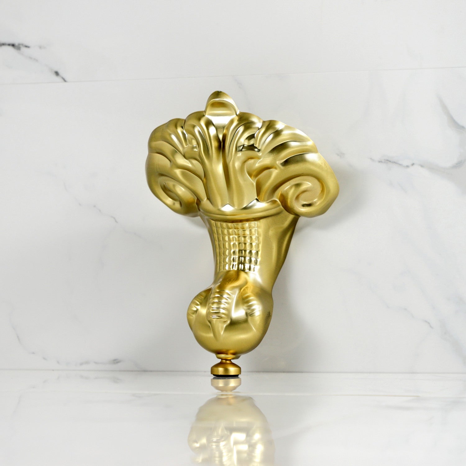 Aqua Eden VFMHJN7 4-Piece Eagle Claw Aluminum Tub Feet Set in Brushed Brass - Perfect for Bathtub Support and Bathroom Decor Upgrade