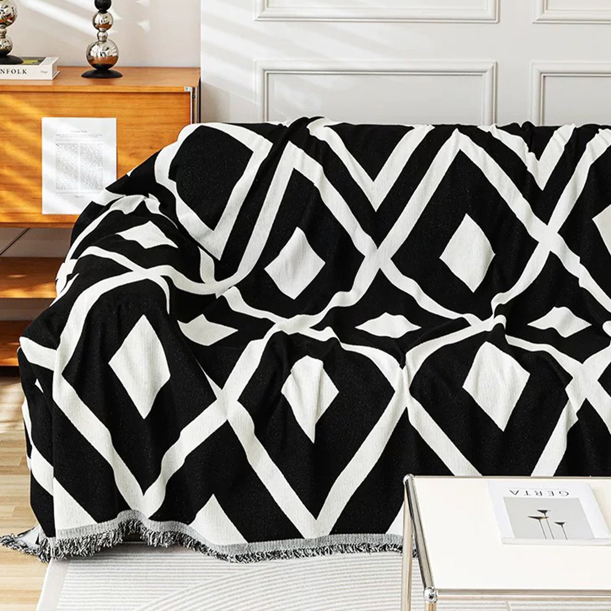 Baroque Bliss Sofa Cover - Elegant Luxury Furniture Protector for Living Room, Bedroom - Perfect for Home Decor & Pet Protection
