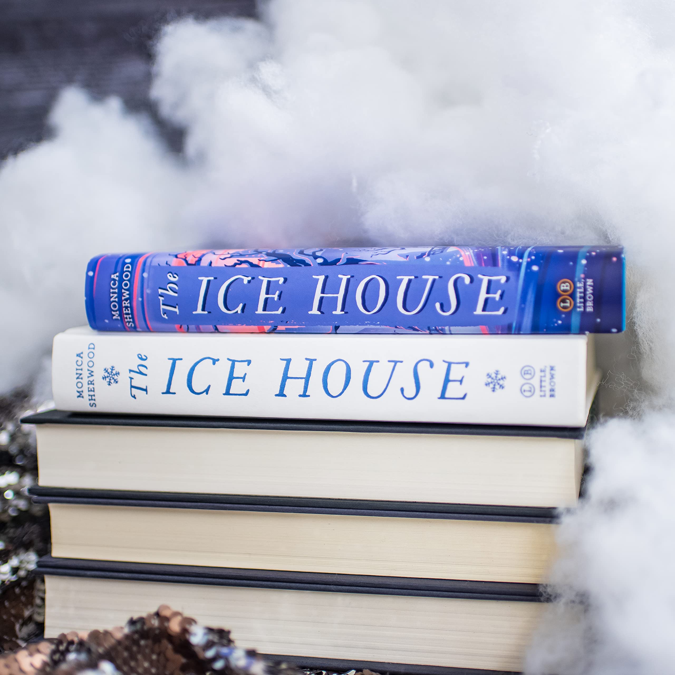 The Ice House - Premium Insulated Cooler for Camping, Picnics & Outdoor Adventures - Keep Drinks Cold for Hours