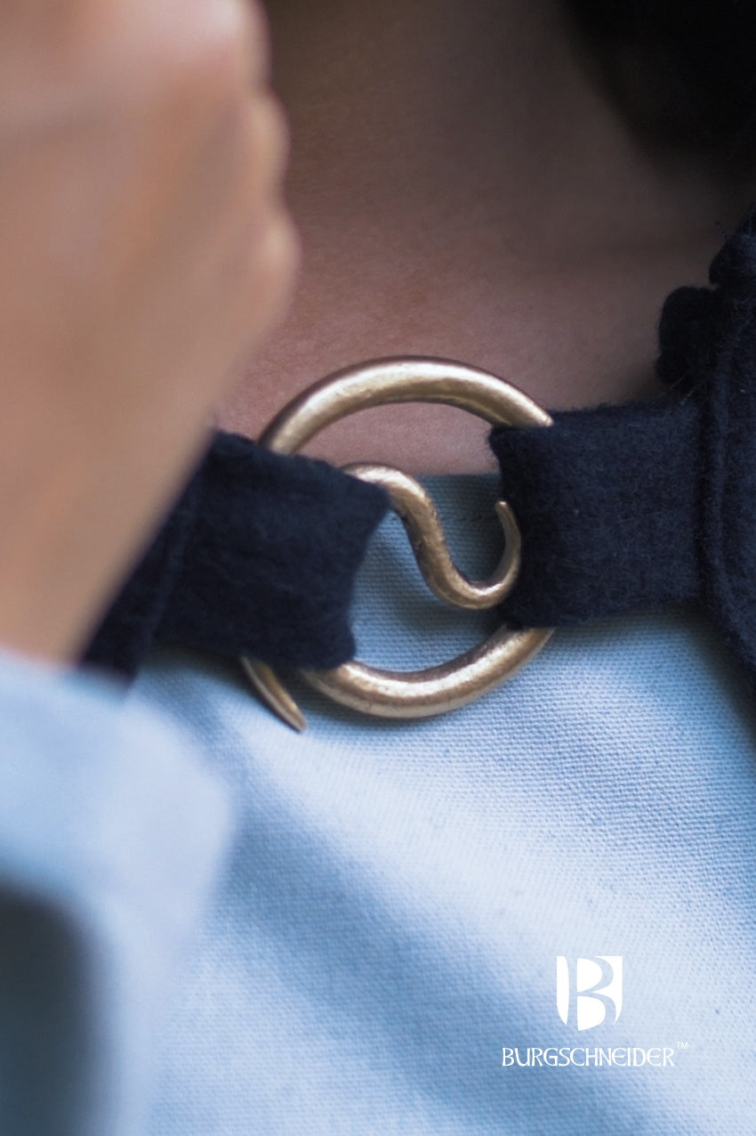 Elegant Spiral Brooch Pin - 24K Gold Plated Vintage Jewelry for Women - Perfect for Weddings, Parties & Special Occasions
