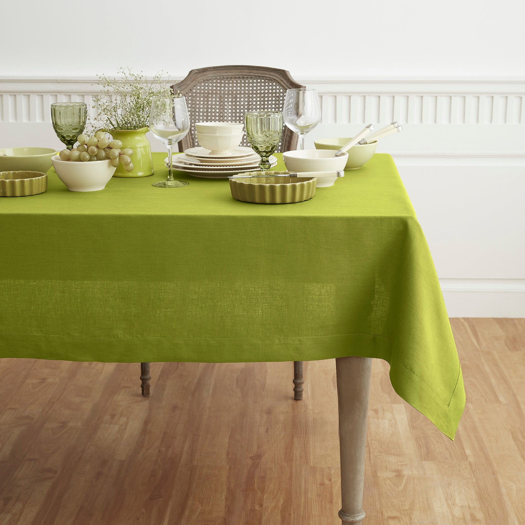 Premium Extra Large Fete Tablecloth - Waterproof & Stain-Resistant for Outdoor Parties, Weddings, and Events