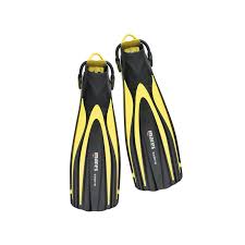 Mares Excite Scuba Diving Fins - Lightweight & Comfortable for Snorkeling, Swimming & Underwater Adventures