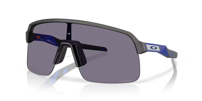 Matte Grery Smoke-Prizm Grey