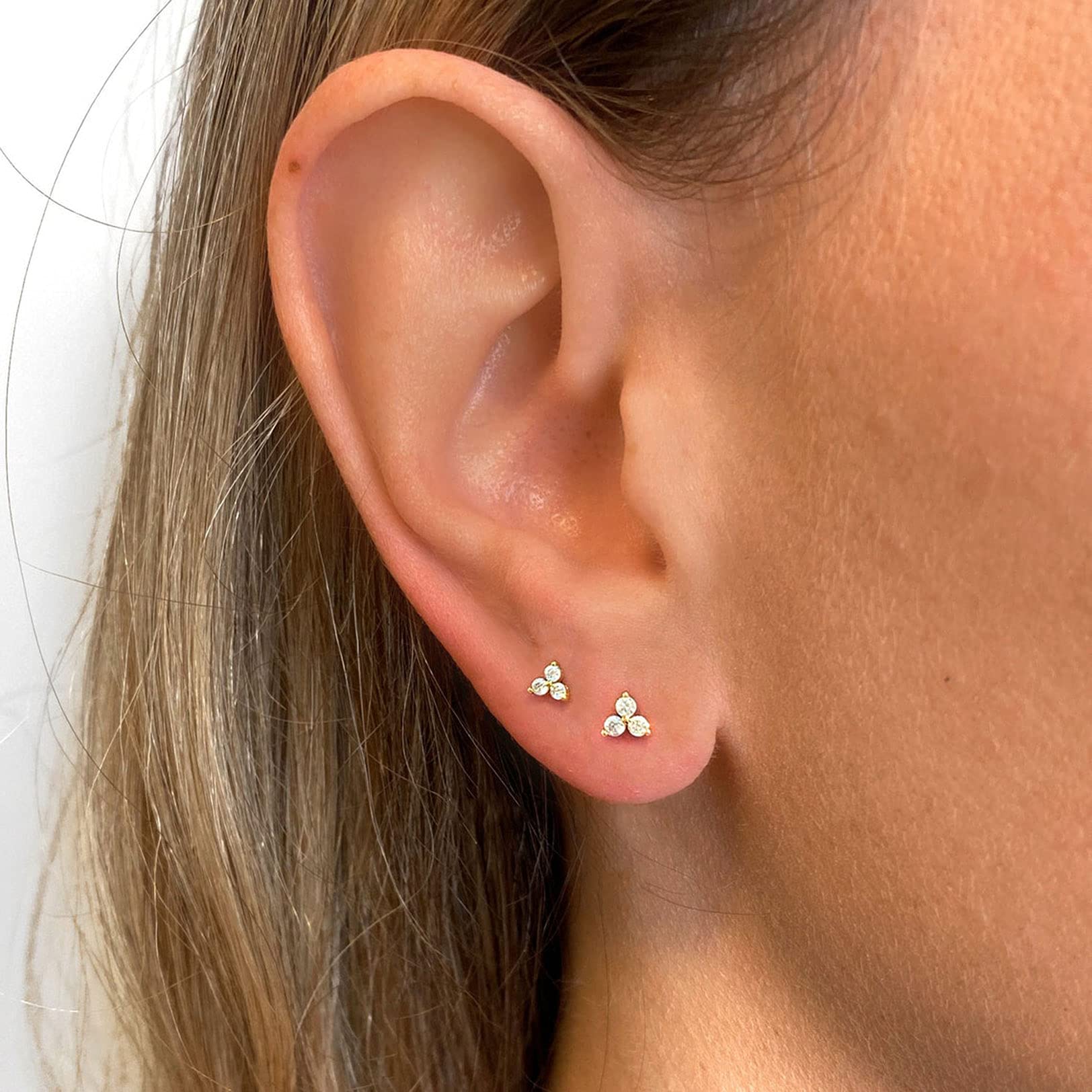 Sterling Silver Flower Stud Earrings for Women & Men - 1 Pair 4mm Cubic Zirconia CZ Earrings | Hypoallergenic Cartilage & Tragus Piercing Jewelry for Teens - Perfect for Everyday Wear, Gifts & Special Occasions