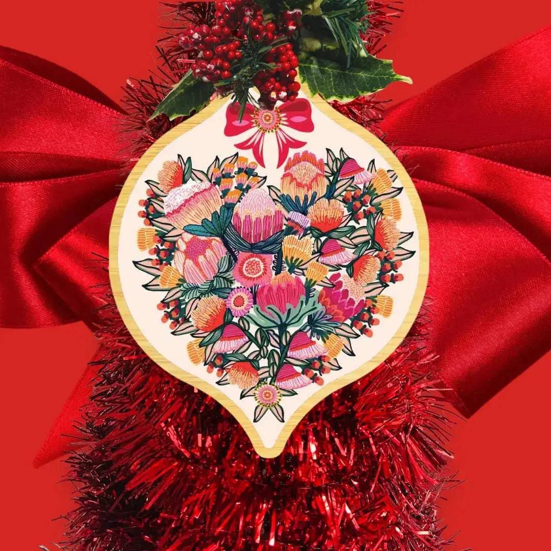 Beautiful Heart of Flowers Australian Christmas Card & Bauble - Perfect for Holiday Greetings, Tree Decorations, and Festive Gift Giving