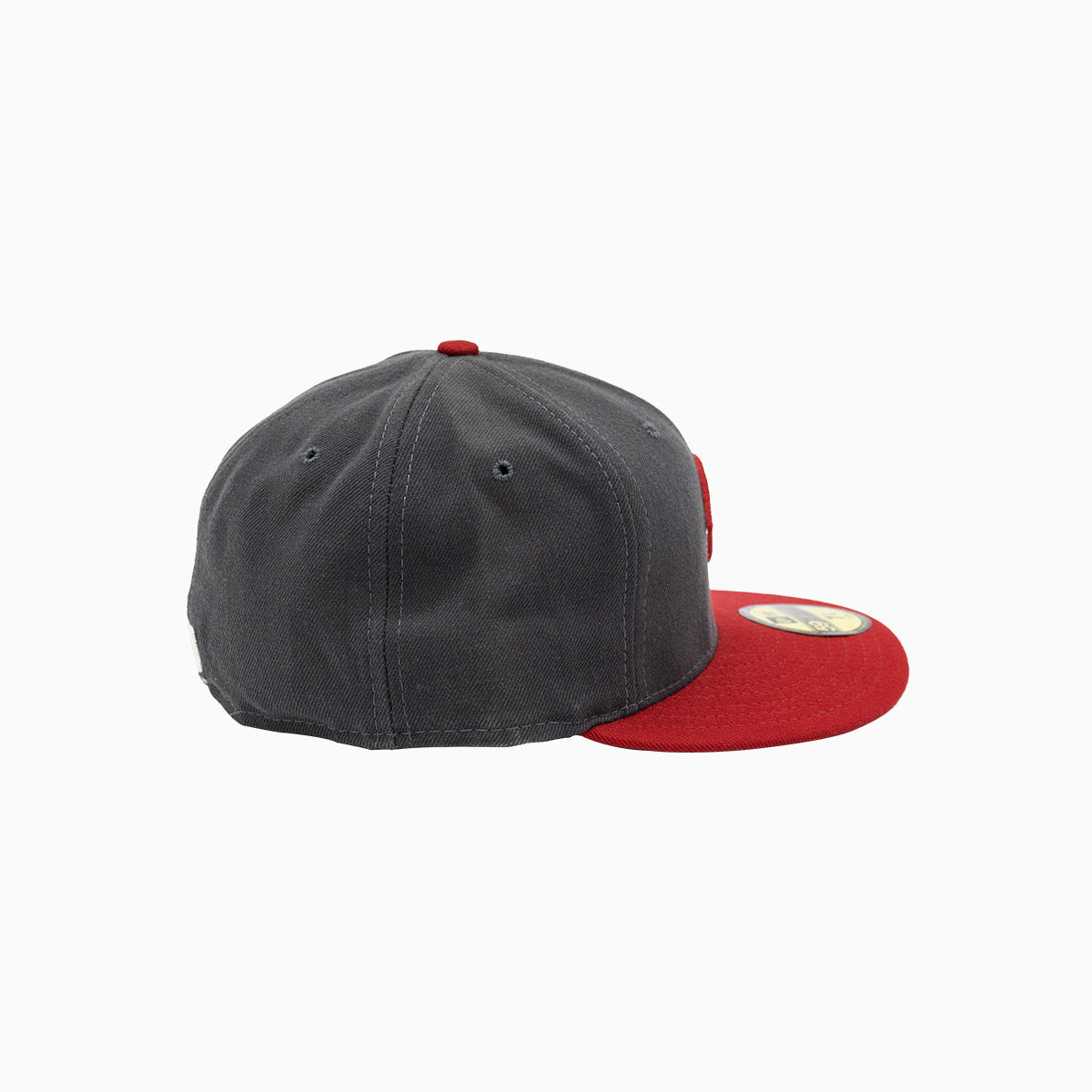 Official Cincinnati Reds MLB 59FIFTY Fitted Baseball Cap - Adjustable Snapback Hat for Men & Women - Perfect for Games, Collecting & Streetwear Fashion