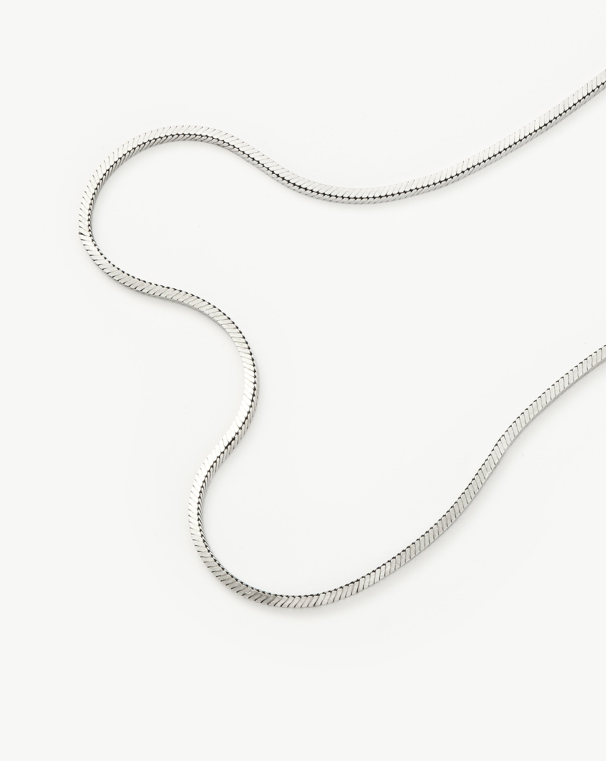 Lucy Williams Medium Square Snake Chain Necklace - Elegant Gold Plated Layering Necklace for Women, Perfect for Everyday Wear, Date Nights & Gift Giving