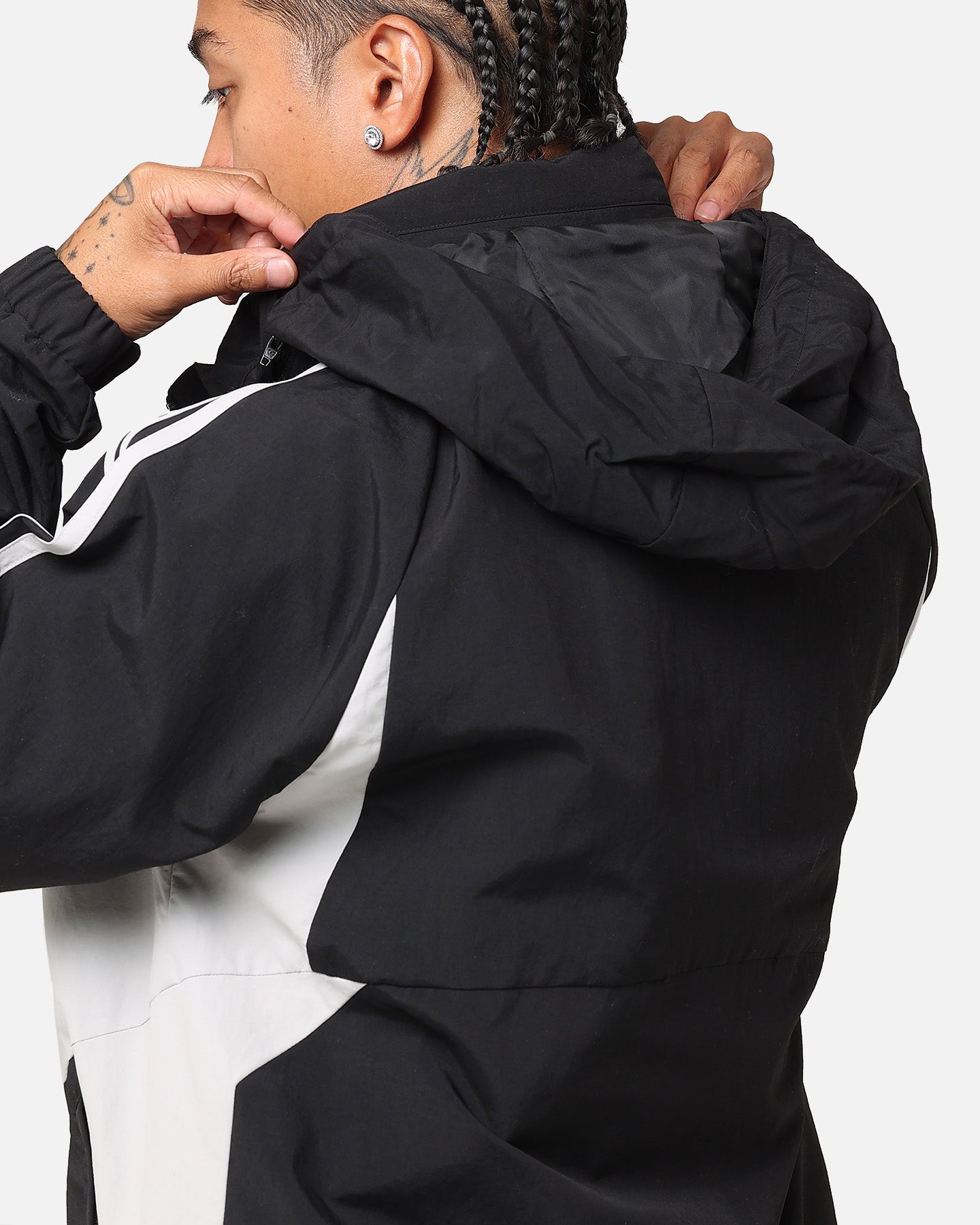 Adidas Climacool Running Track Jacket for Men & Women - Lightweight Breathable Workout Jacket with Moisture Wicking Technology - Perfect for Jogging, Gym Training & Outdoor Sports (Black)