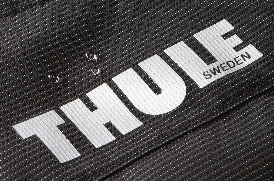 Thule Crossover 22”/56cm Carry-On Luggage - Lightweight Durable Travel Suitcase for Airplane, Business & Weekend Trips