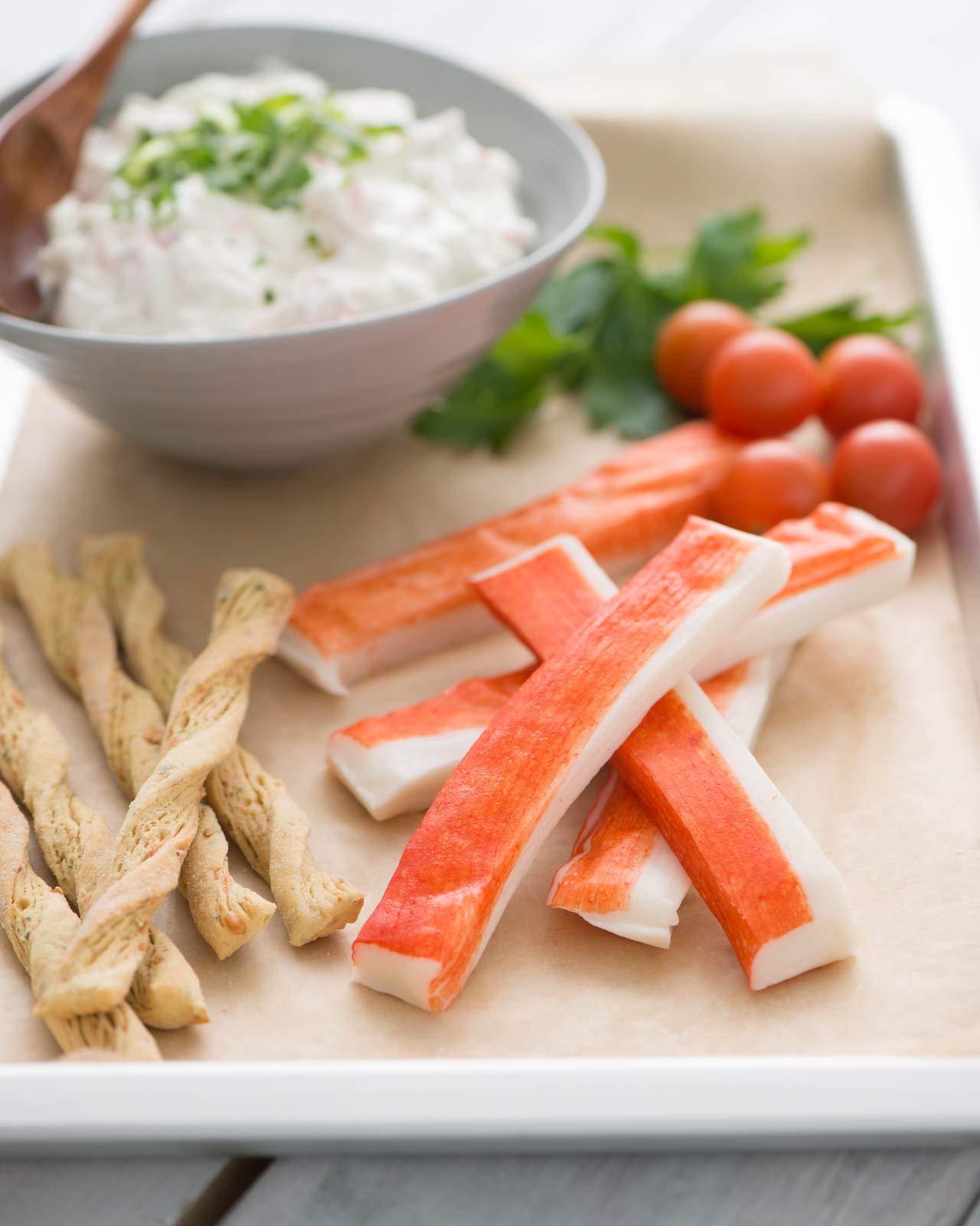 Premium Alaskan Snow Crab Legs - 8 oz (Frozen, Wild-Caught) | Perfect for Seafood Boils, Pasta Dishes & Gourmet Meals
