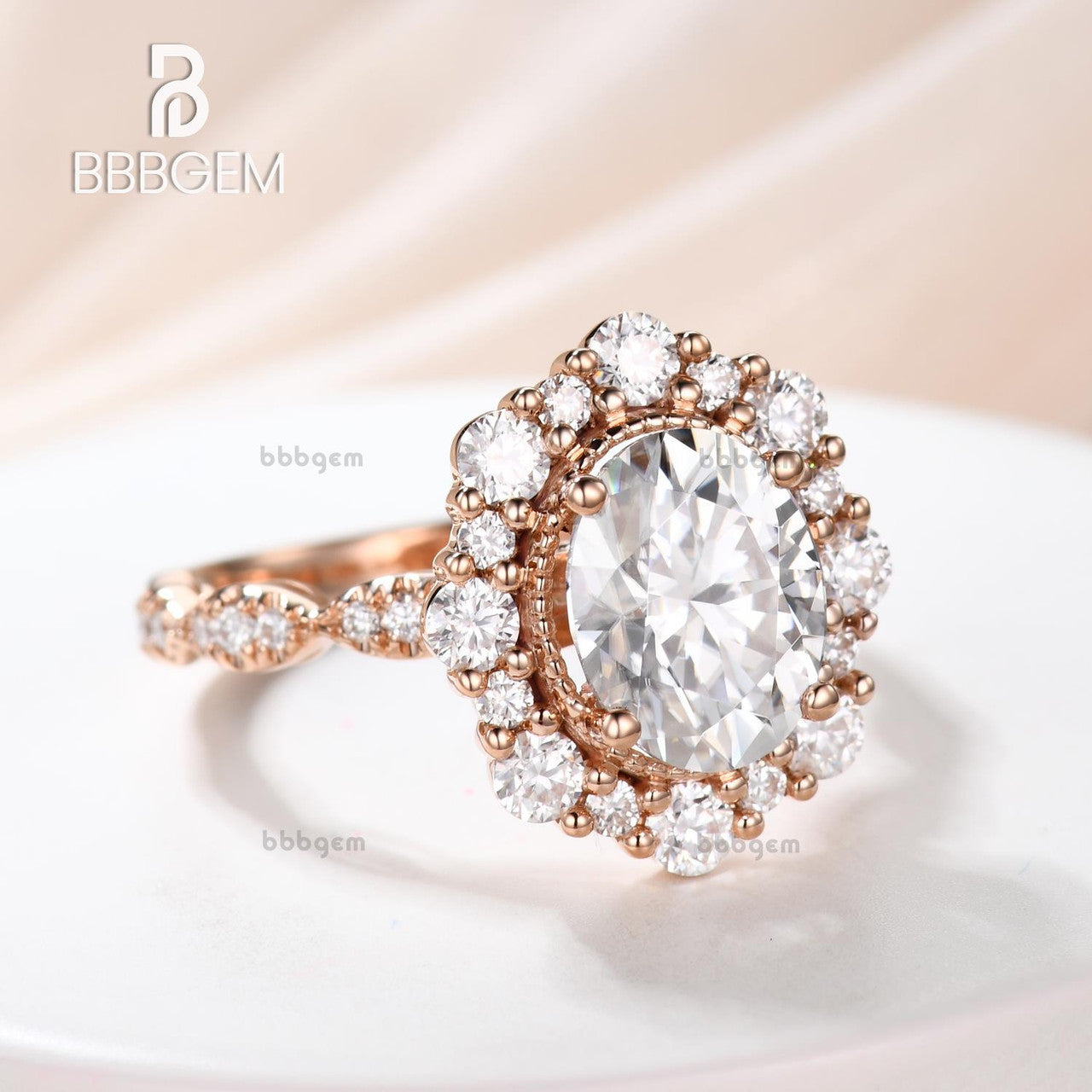 Vintage 2CT Oval Cut Moissanite Halo Engagement Ring in Solid 14K White Gold - Perfect for Proposals, Weddings & Anniversary Gifts