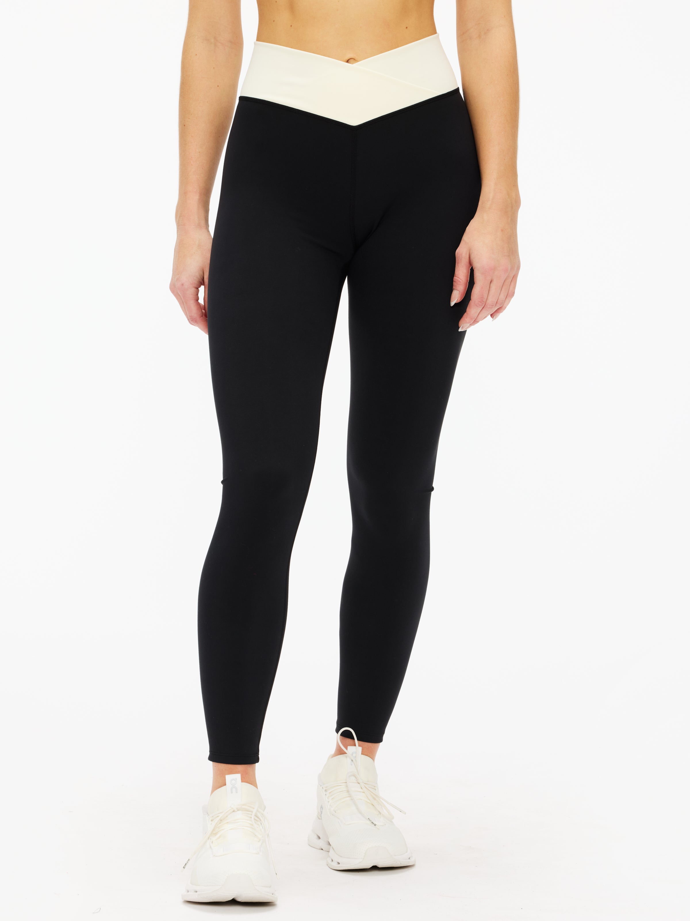 LSpace High Waist Yoga Leggings for Women - Seamless Workout Pants with Pockets, Tummy Control & 4-Way Stretch - Perfect for Yoga, Running, Gym & Lounge Wear