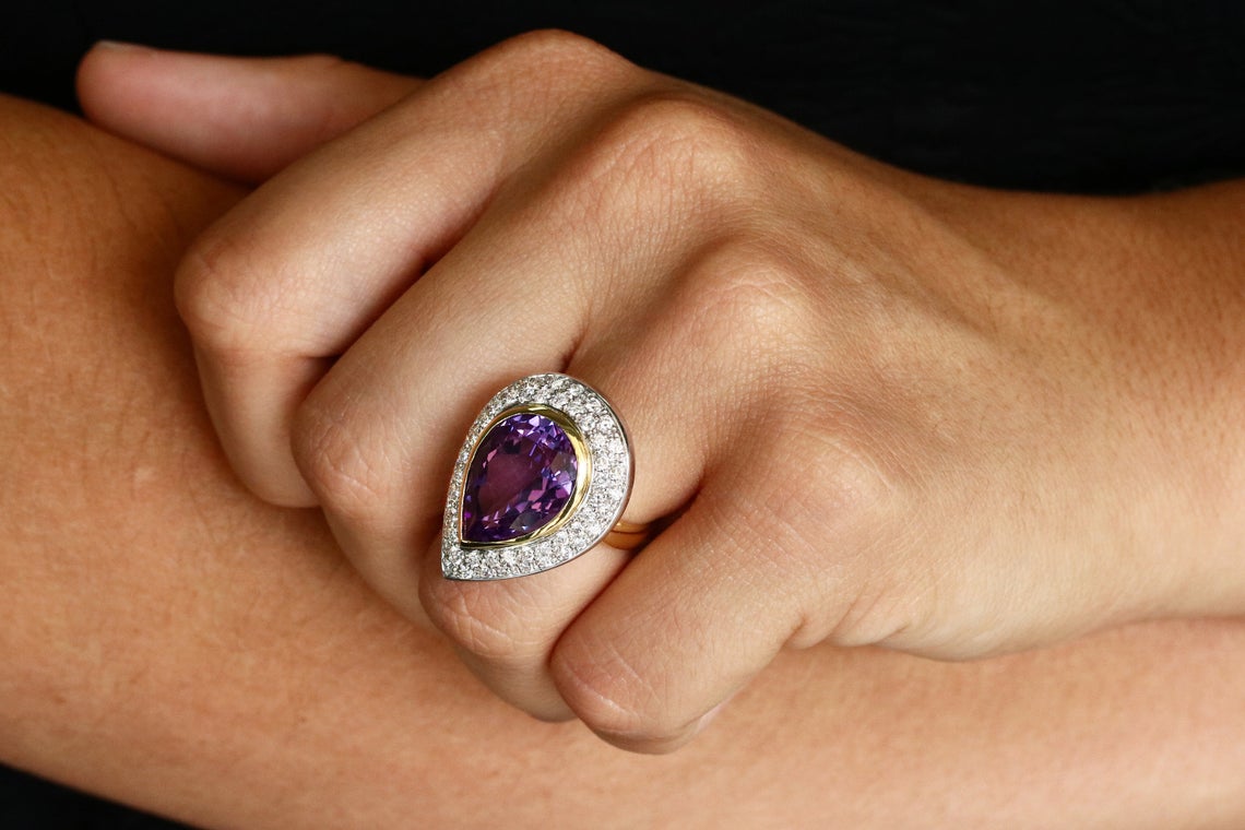 16.65tcw Pear Amethyst & Pave Diamond Cocktail Ring in 18K Gold - Elegant Statement Jewelry for Evening Parties, Weddings & Special Occasions